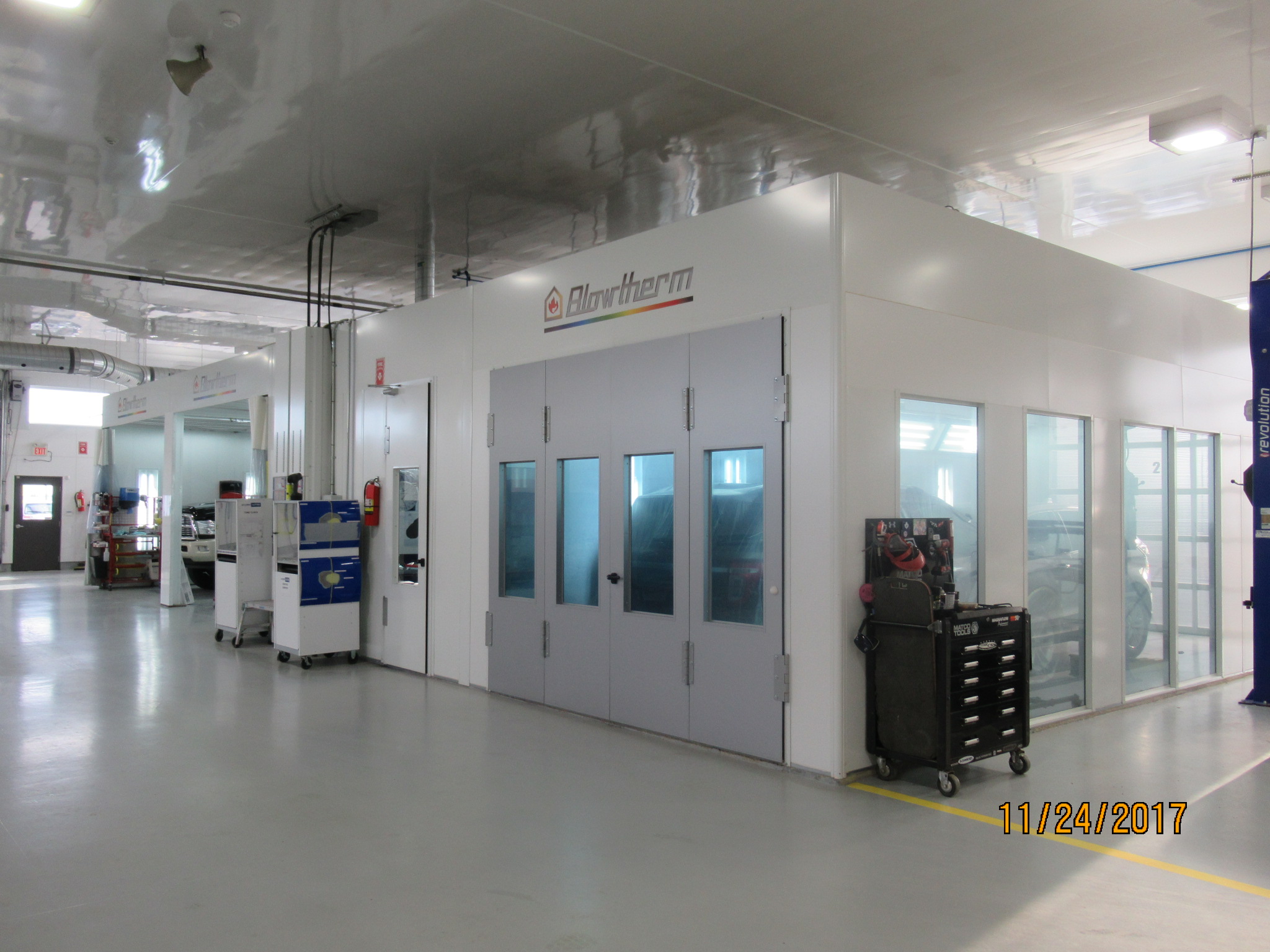 CSN Hutten Collision Centre Inc gallery 7