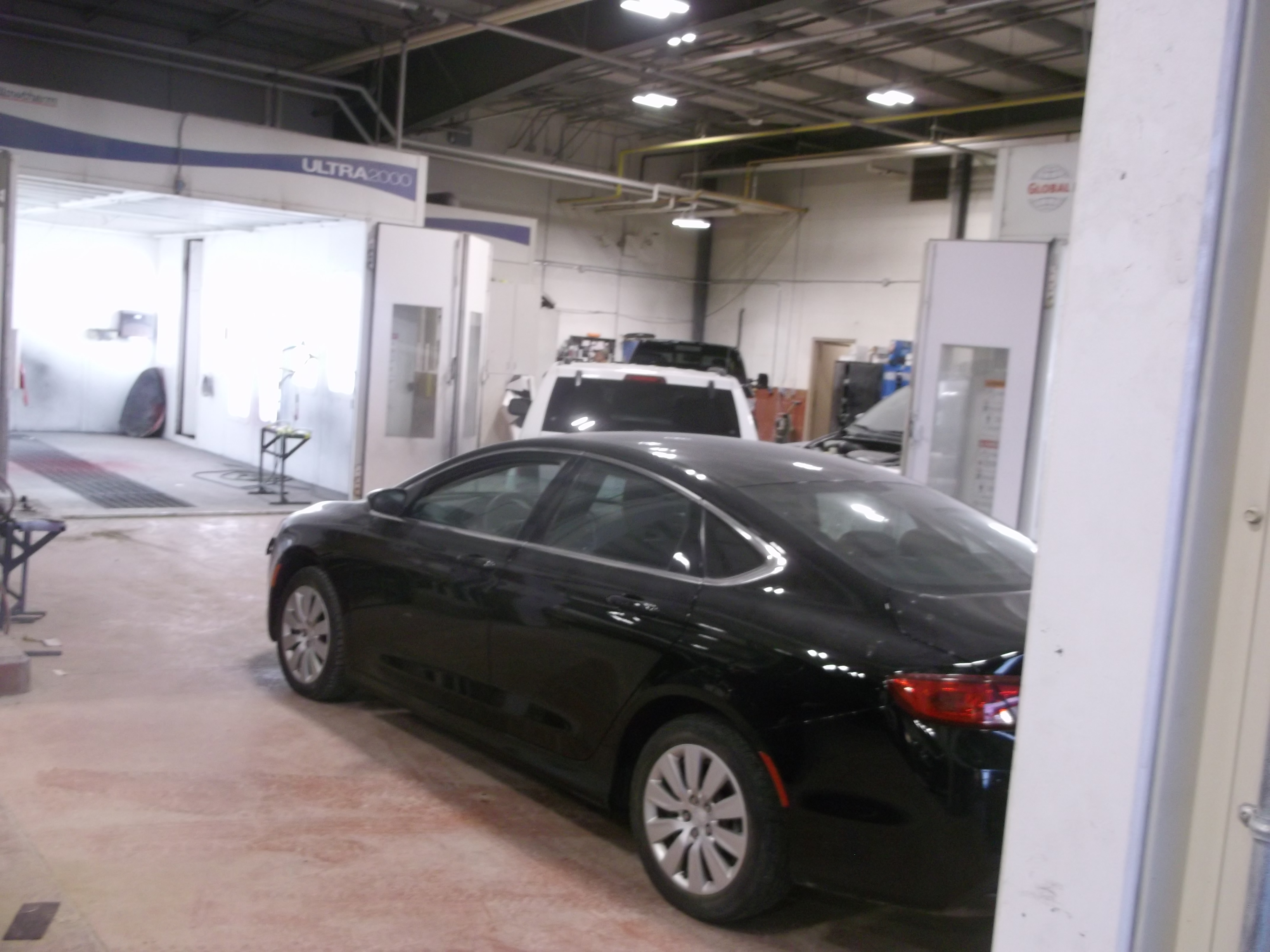 ANDERSON MOTORS BODY SHOP gallery 3