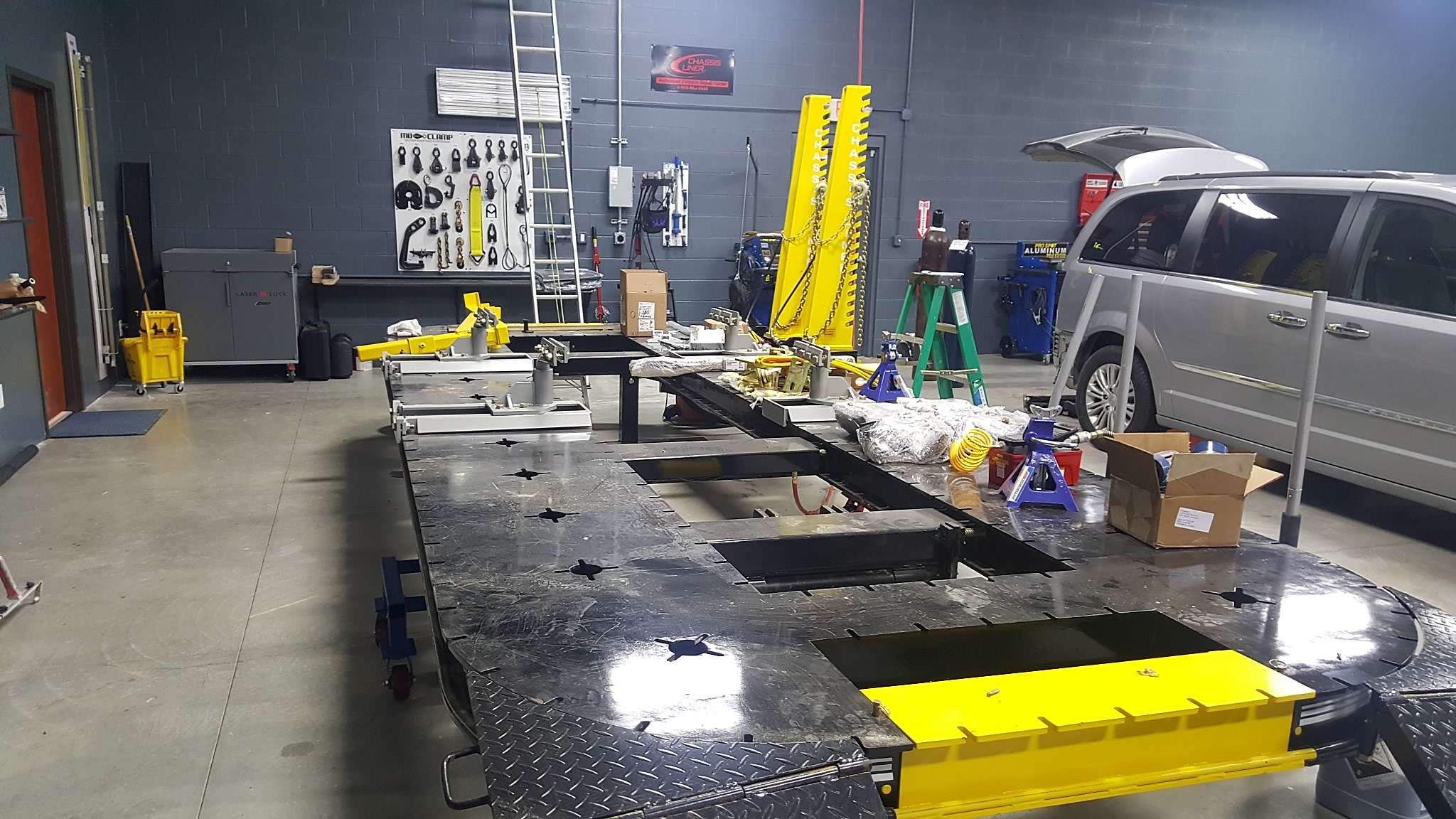 Fine Line Auto Body - Delaware gallery 5