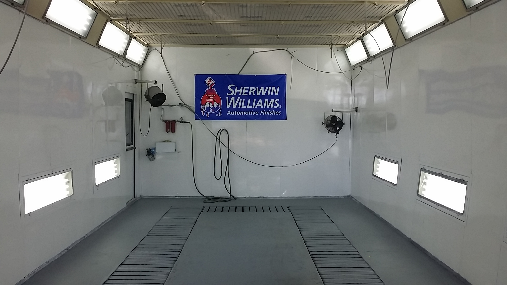 High Tech Auto Body gallery 3