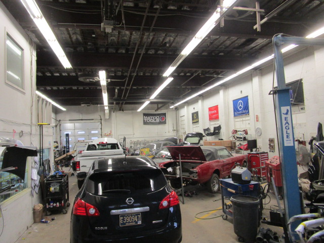 High Tech Auto Body gallery 7