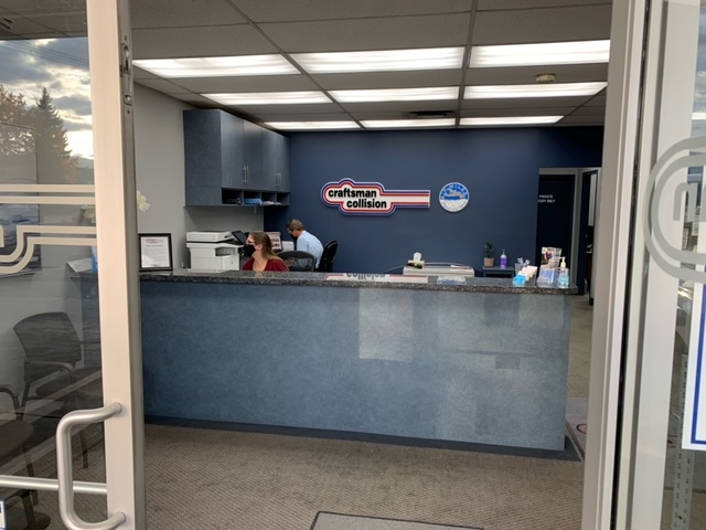 Craftsman Collision - Kelowna gallery 2