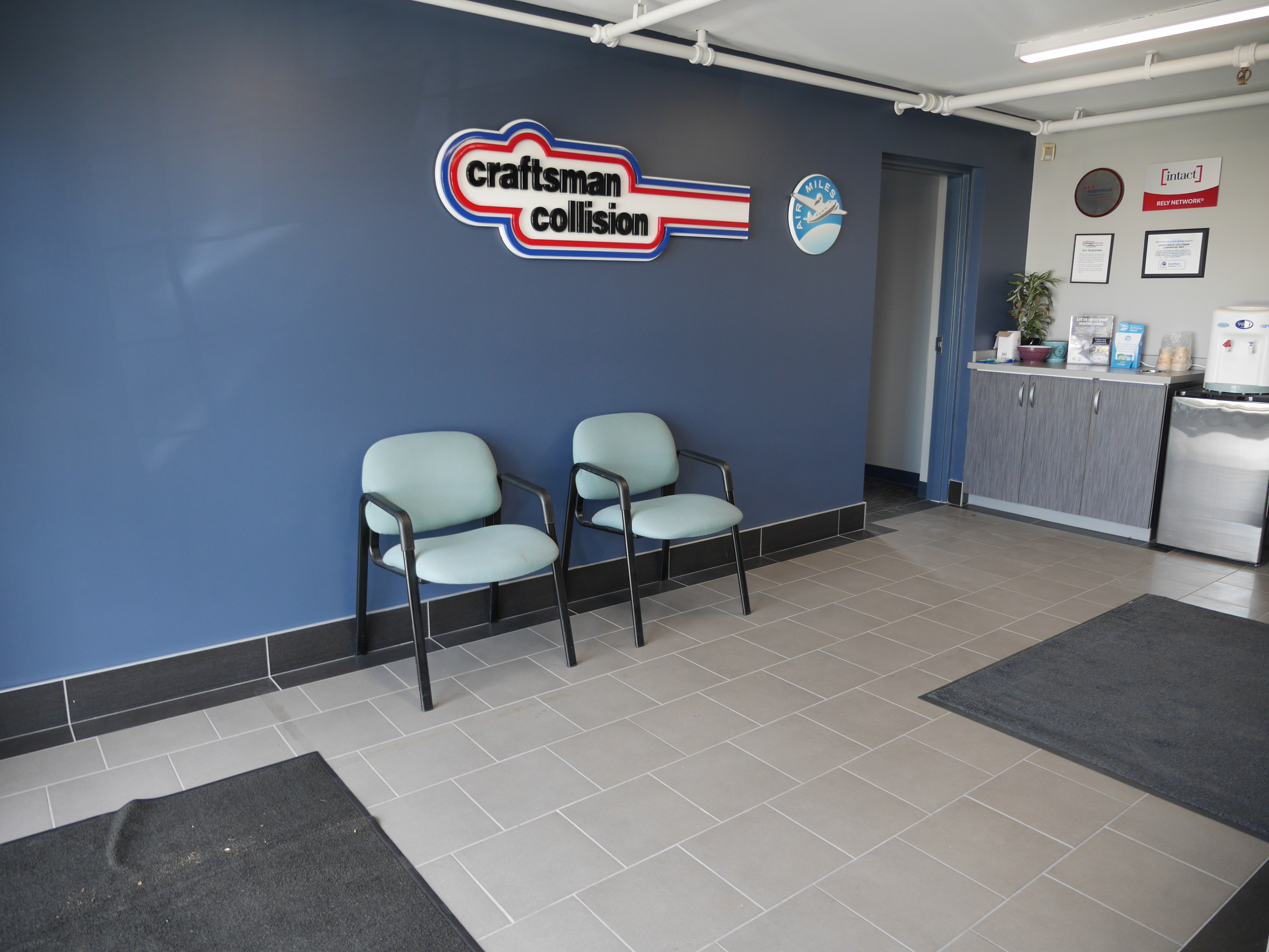 Craftsman Collision Surrey (Landmark Way) gallery 2