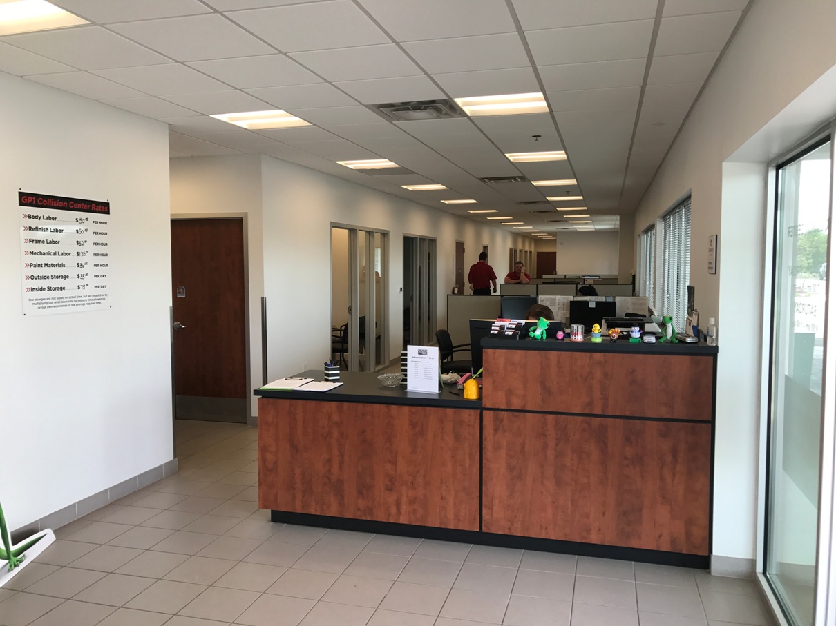 Group1 Collision Center Of Round Rock gallery 2