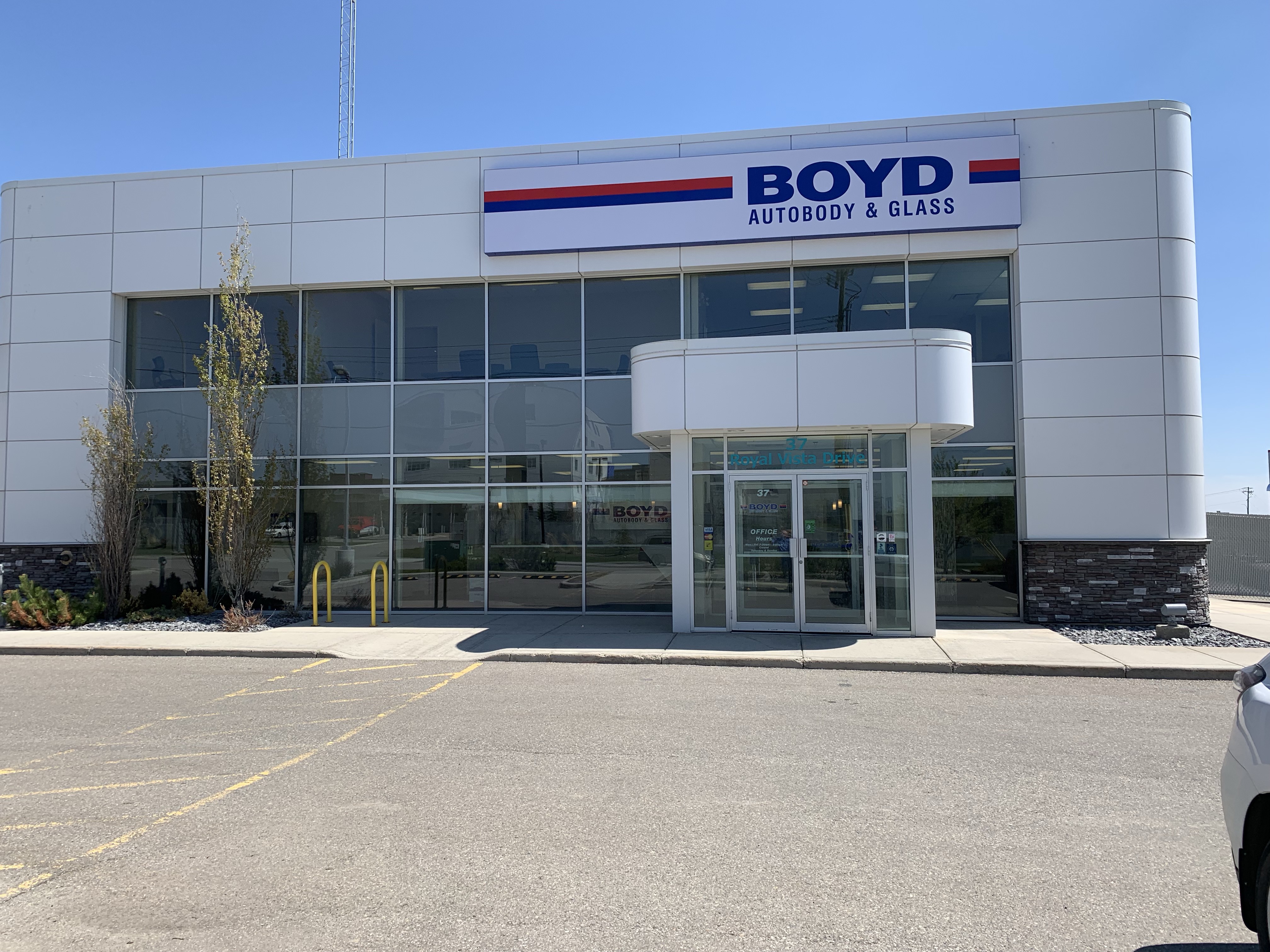 Boyd Autobody & Glass- Royal Vista gallery 1