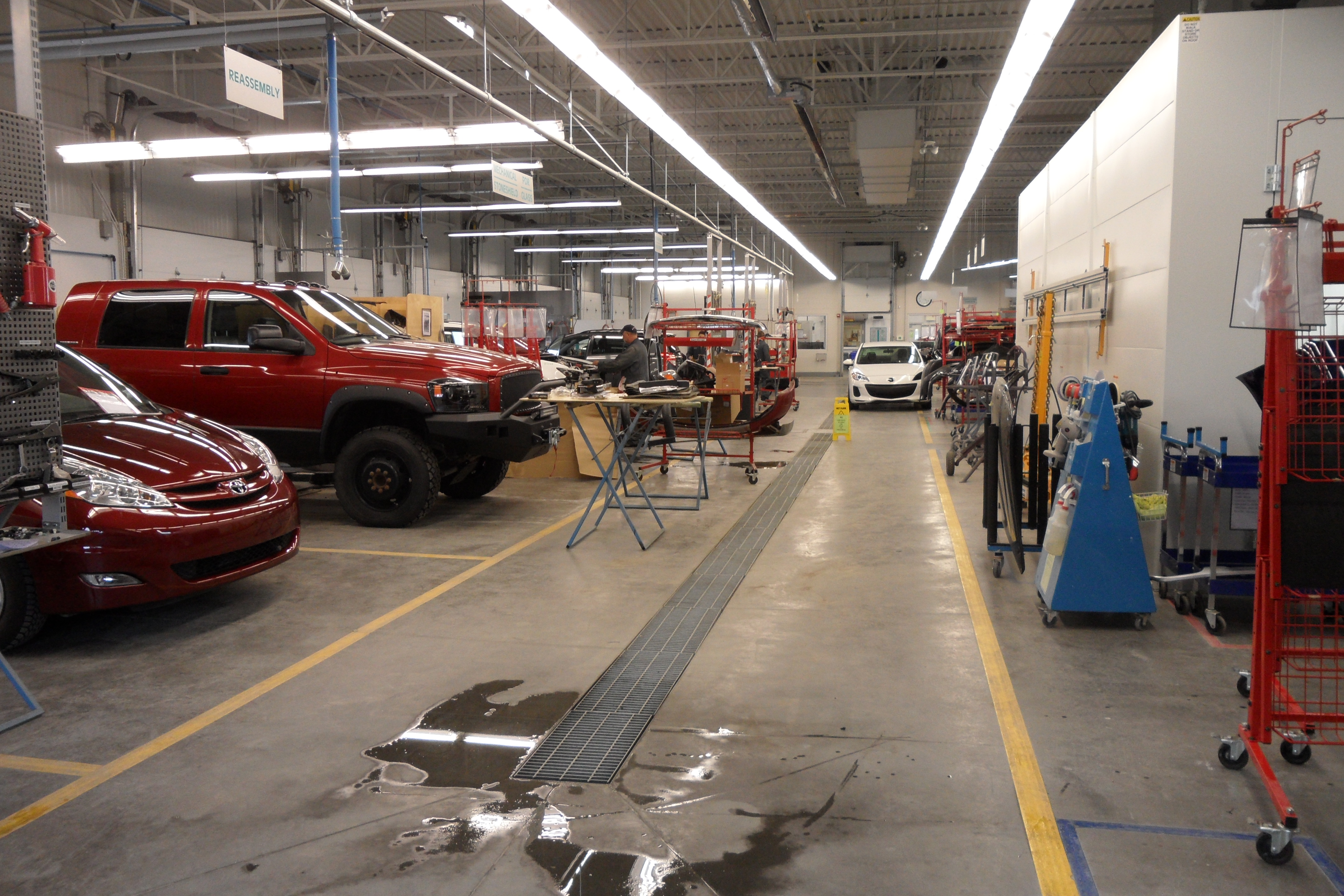 Boyd Autobody & Glass- Royal Vista gallery 3