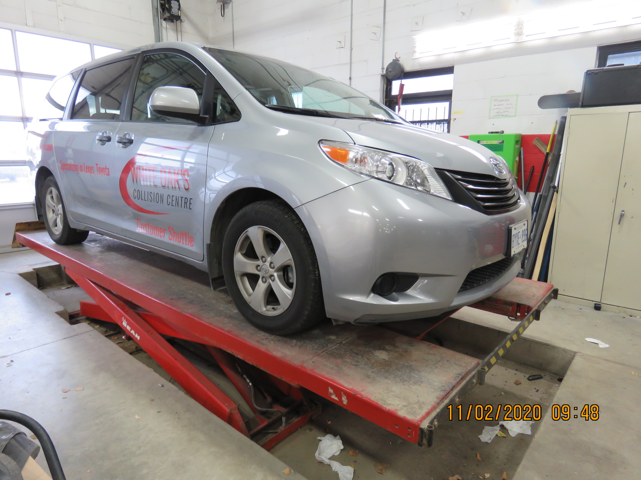 White Oaks Collision Centre gallery 5