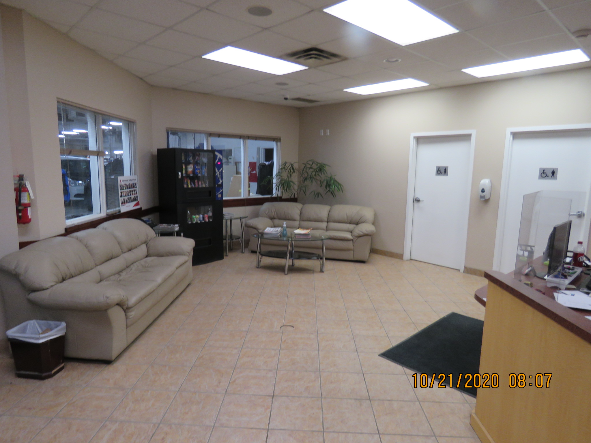 White Oaks Collision Centre gallery 6