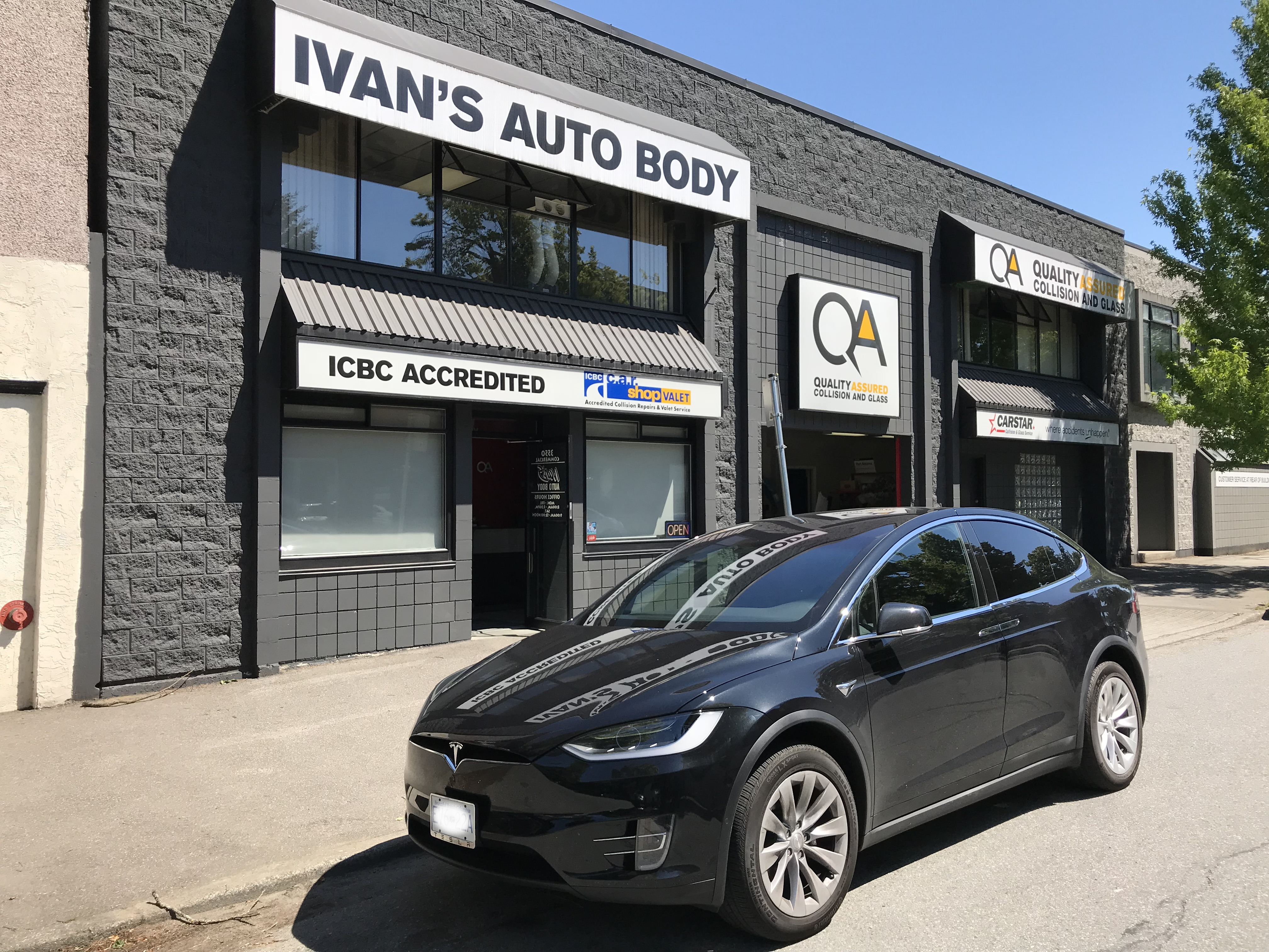CARSTAR Vancouver (Ivans Auto Body) gallery 1