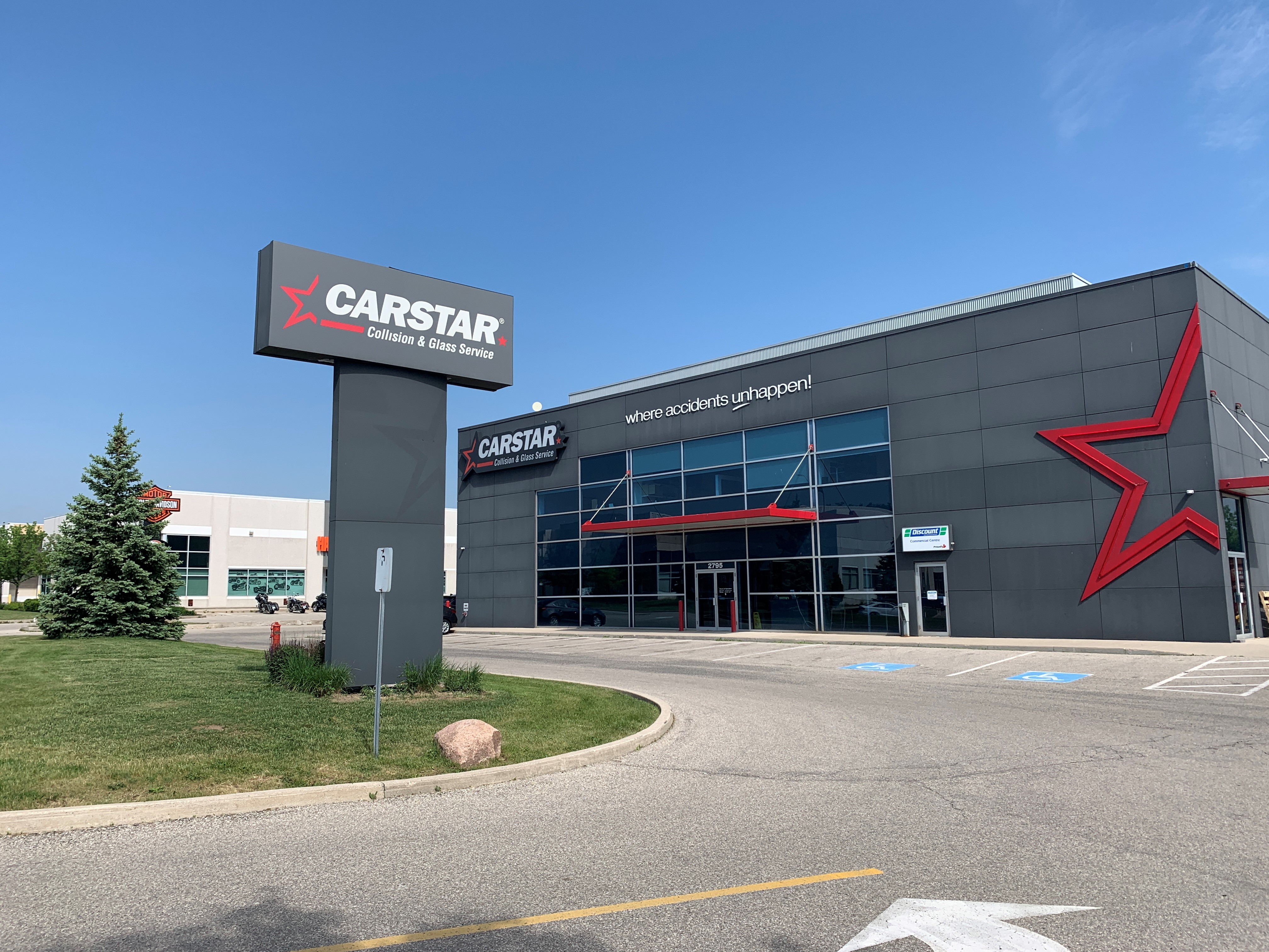CARSTAR Mississauga 401 gallery 1