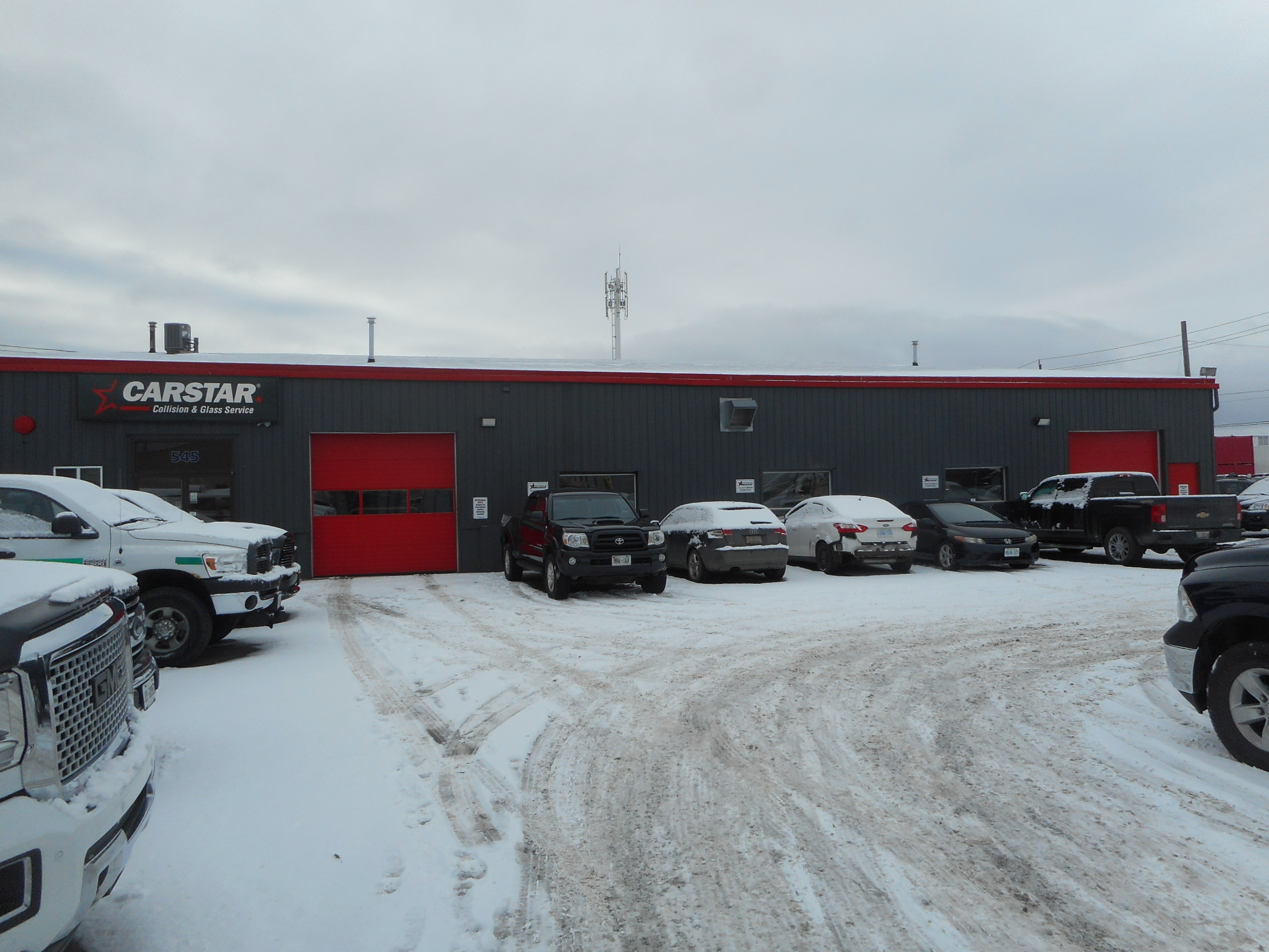 CARSTAR Thunder Bay (Half-Way Motors) gallery 1