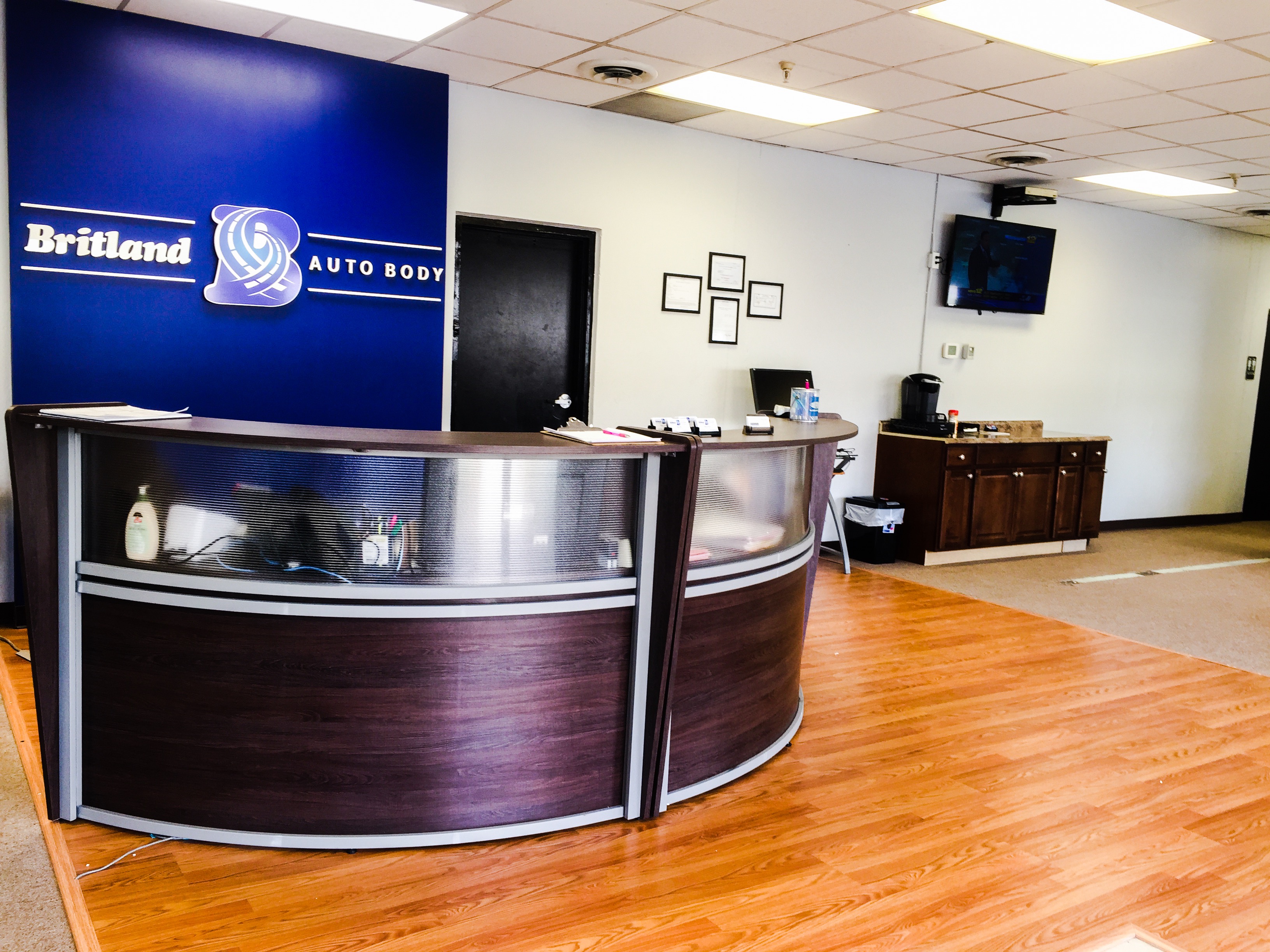 Britland Auto Body-Bridgewater gallery 2