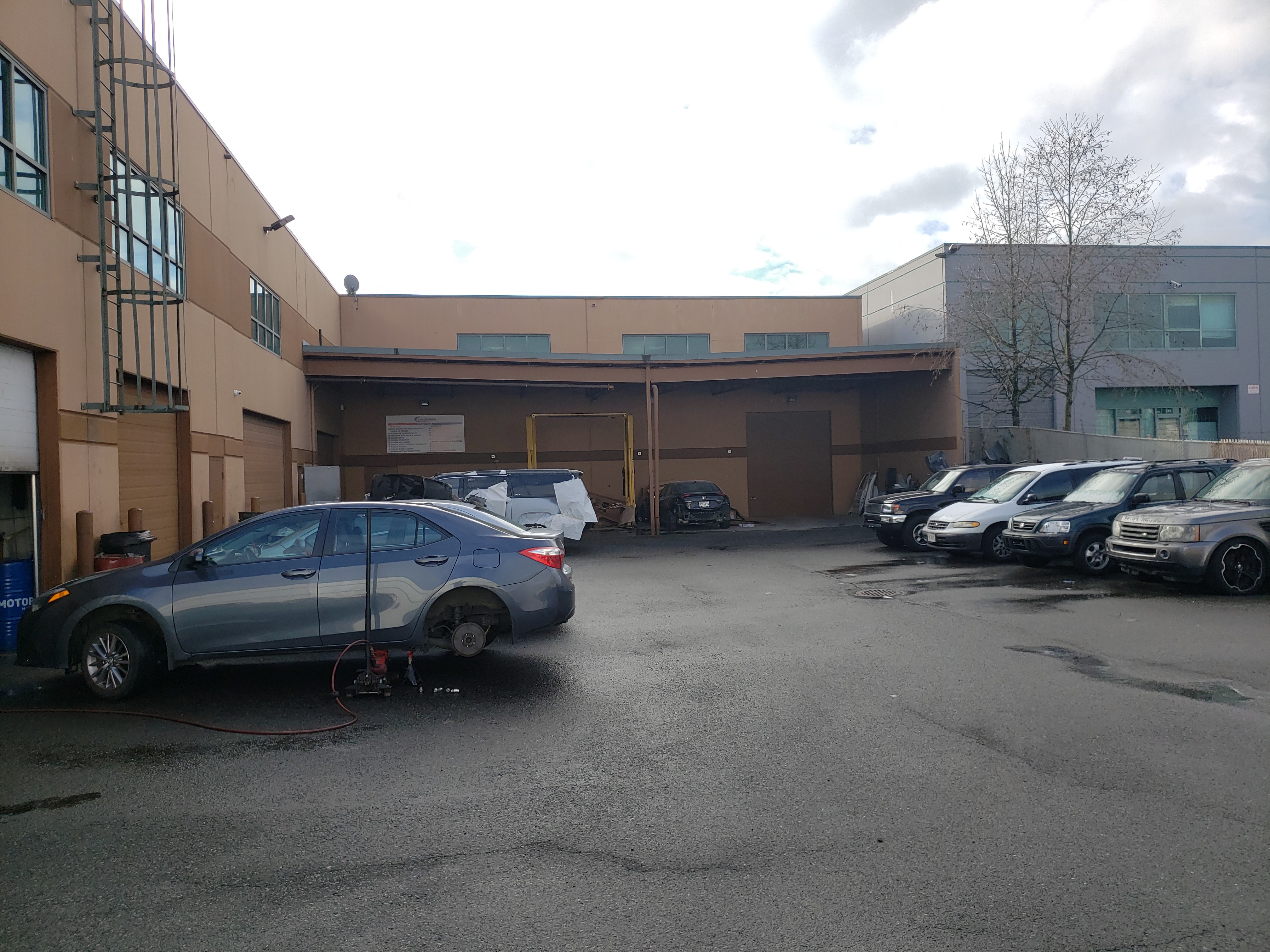 Columbia Collision Repairs Ltd. gallery 4