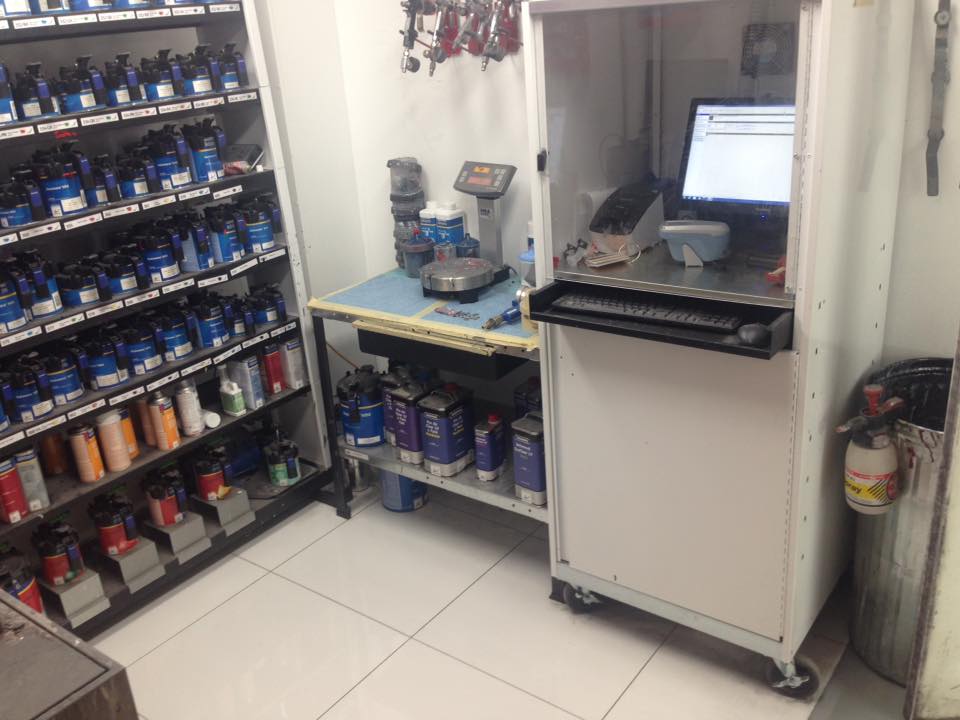 CSN-Cosmos Auto Body & Collision Repair Shop gallery 5