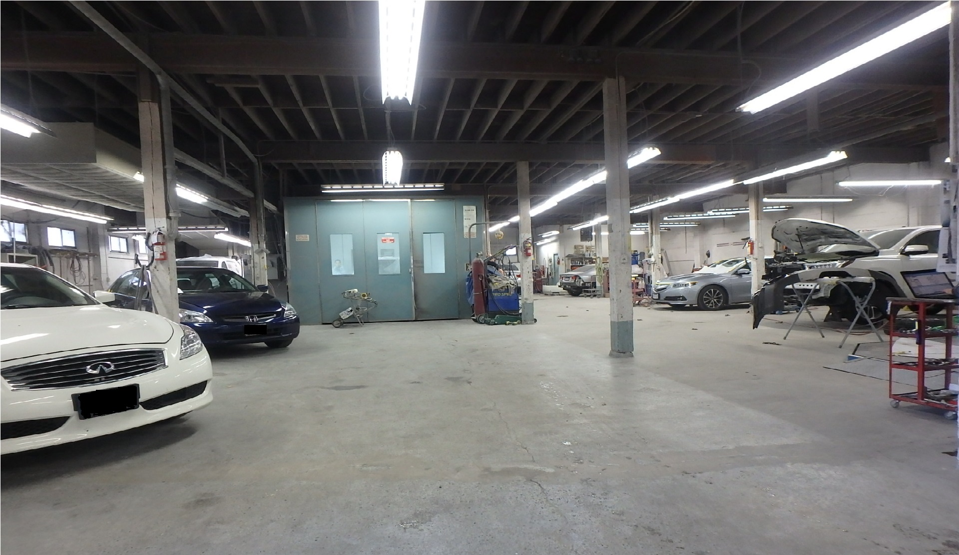Pender Auto Body gallery 3