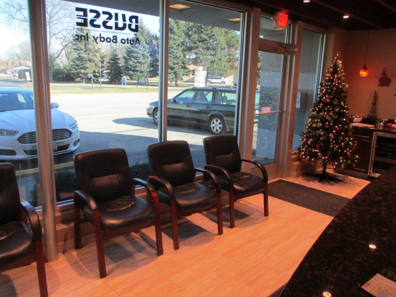 CDE Collision - Des Plaines gallery 2