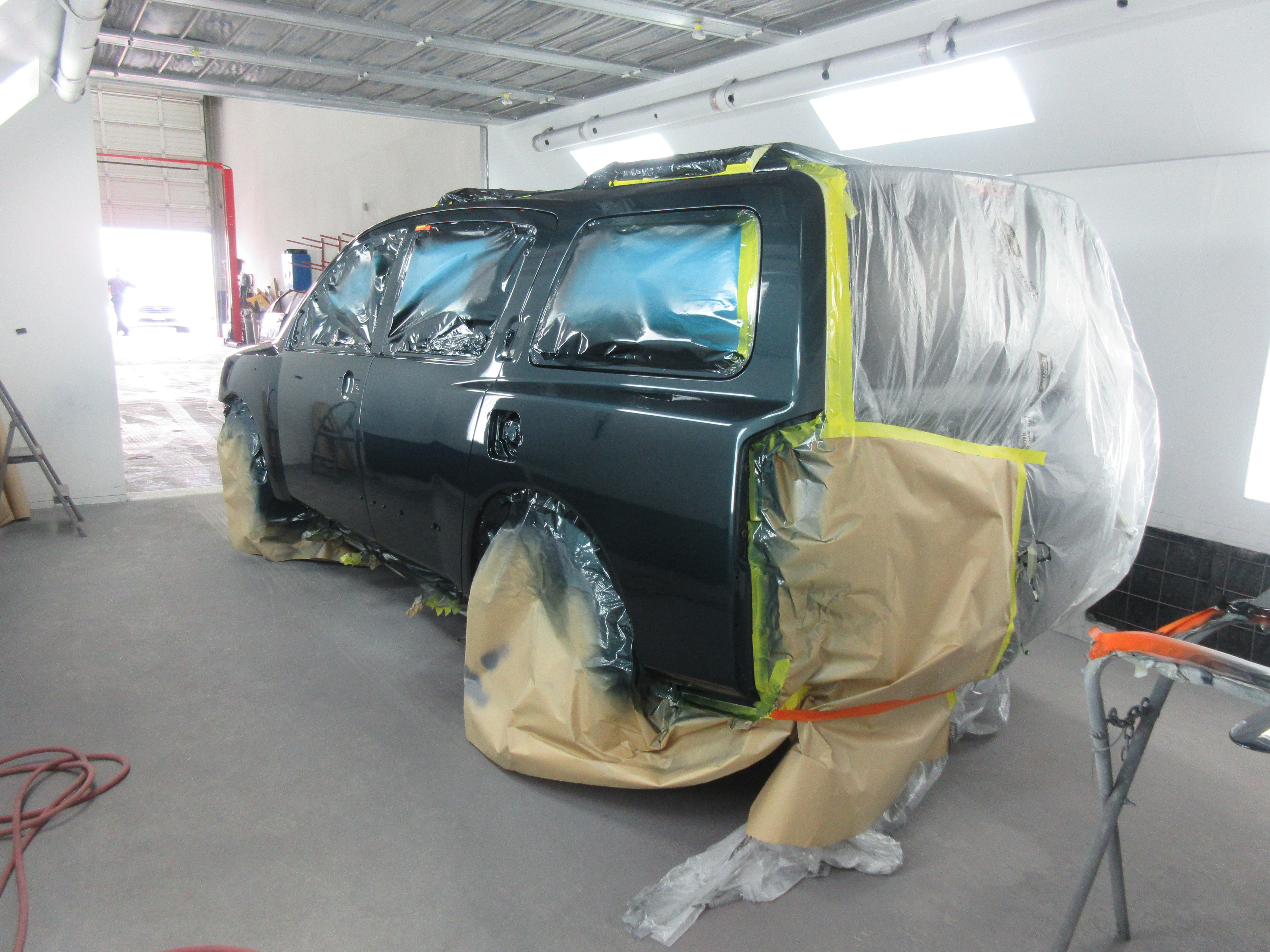 Sea wall Autobody & paint LTD gallery 5
