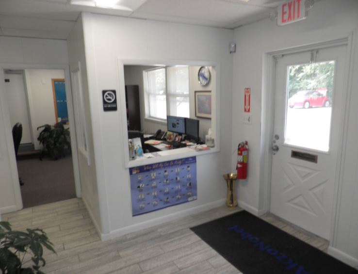 Elmer's Auto Body - Medford gallery 3