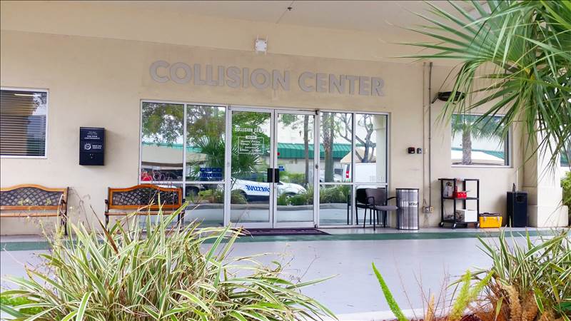 Lexus of Pembroke Pines Collision Center gallery 5