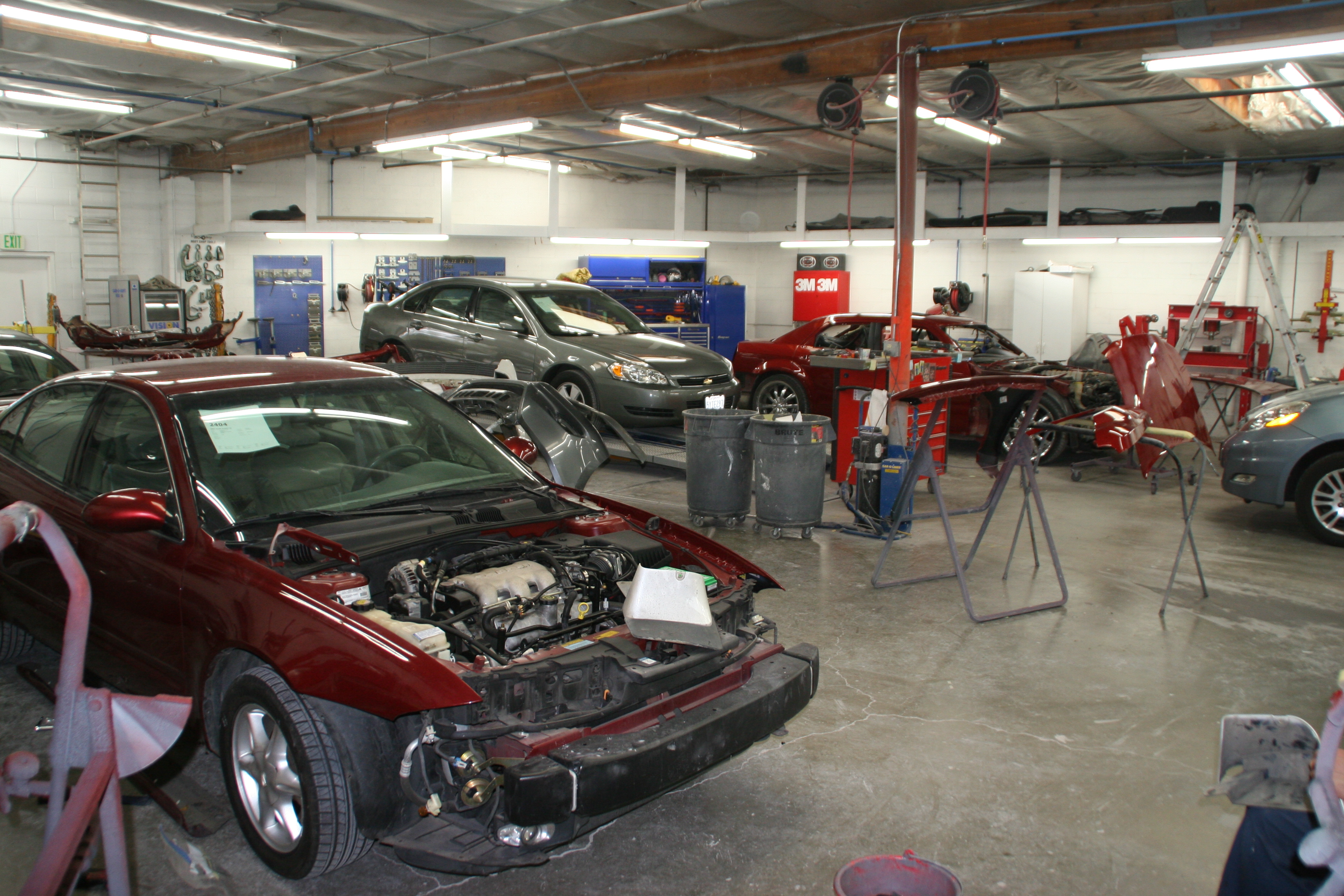Cline Collision Center gallery 3