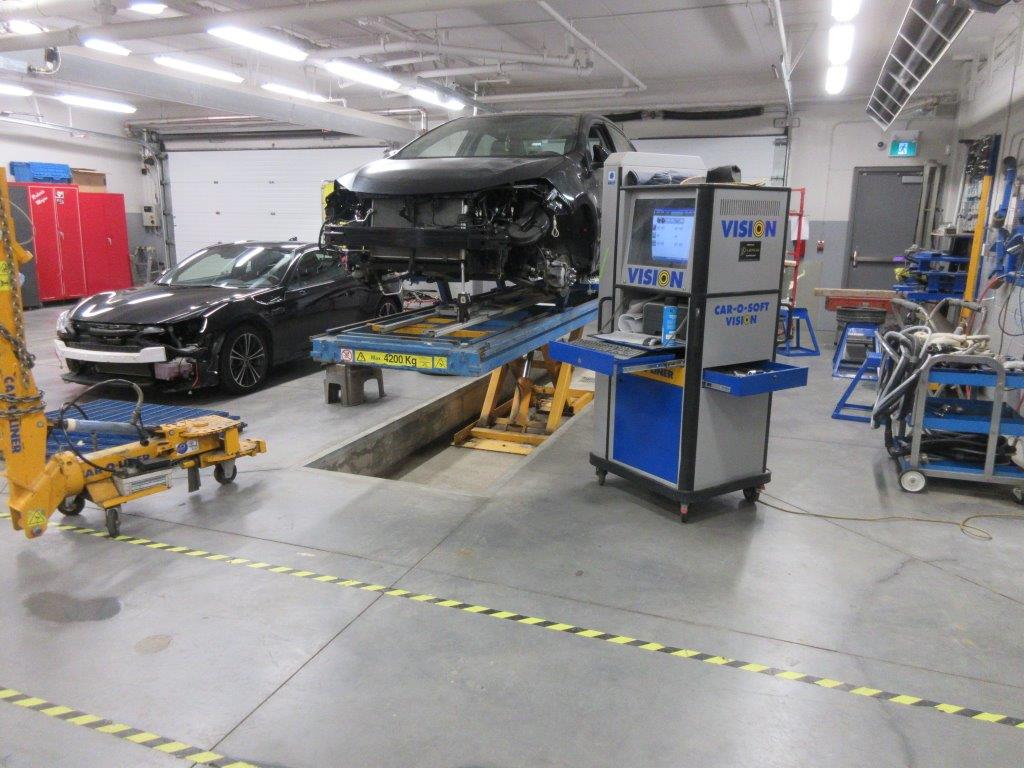 Ken Shaw Collision Centre gallery 6