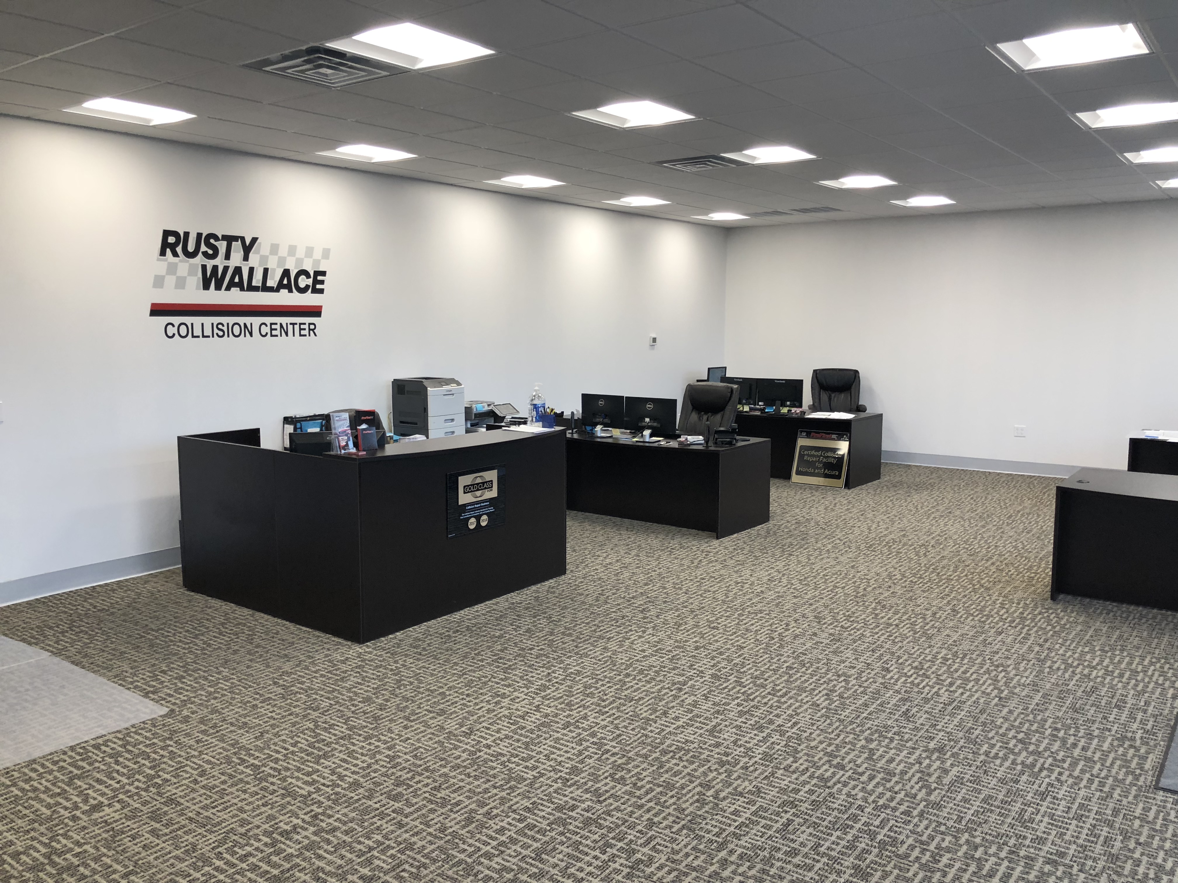 Rusty Wallace Collision Center gallery 3
