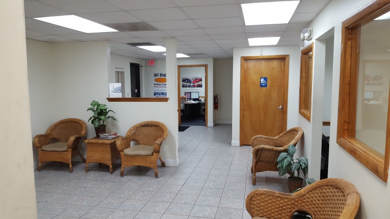 Coggin Collision Center - Arlington gallery 1