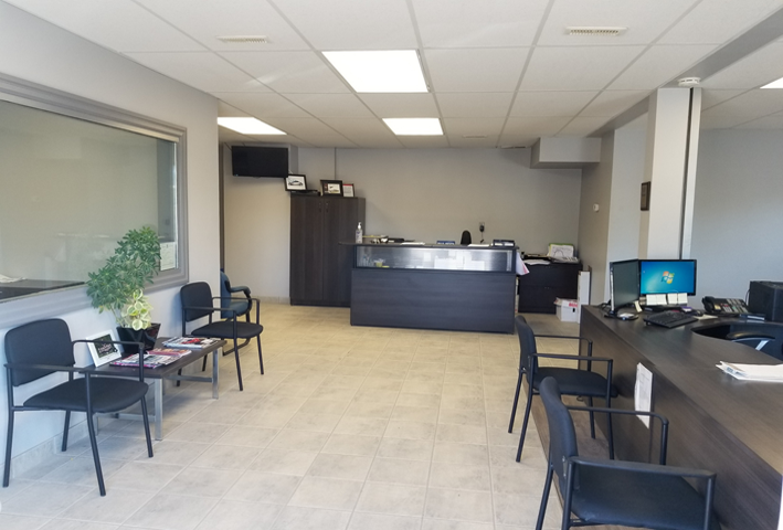 Nadeau's Collision Service Ltd. gallery 2