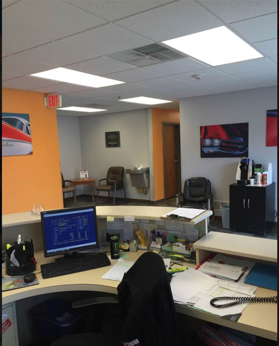 Nucar Collision Center gallery 2