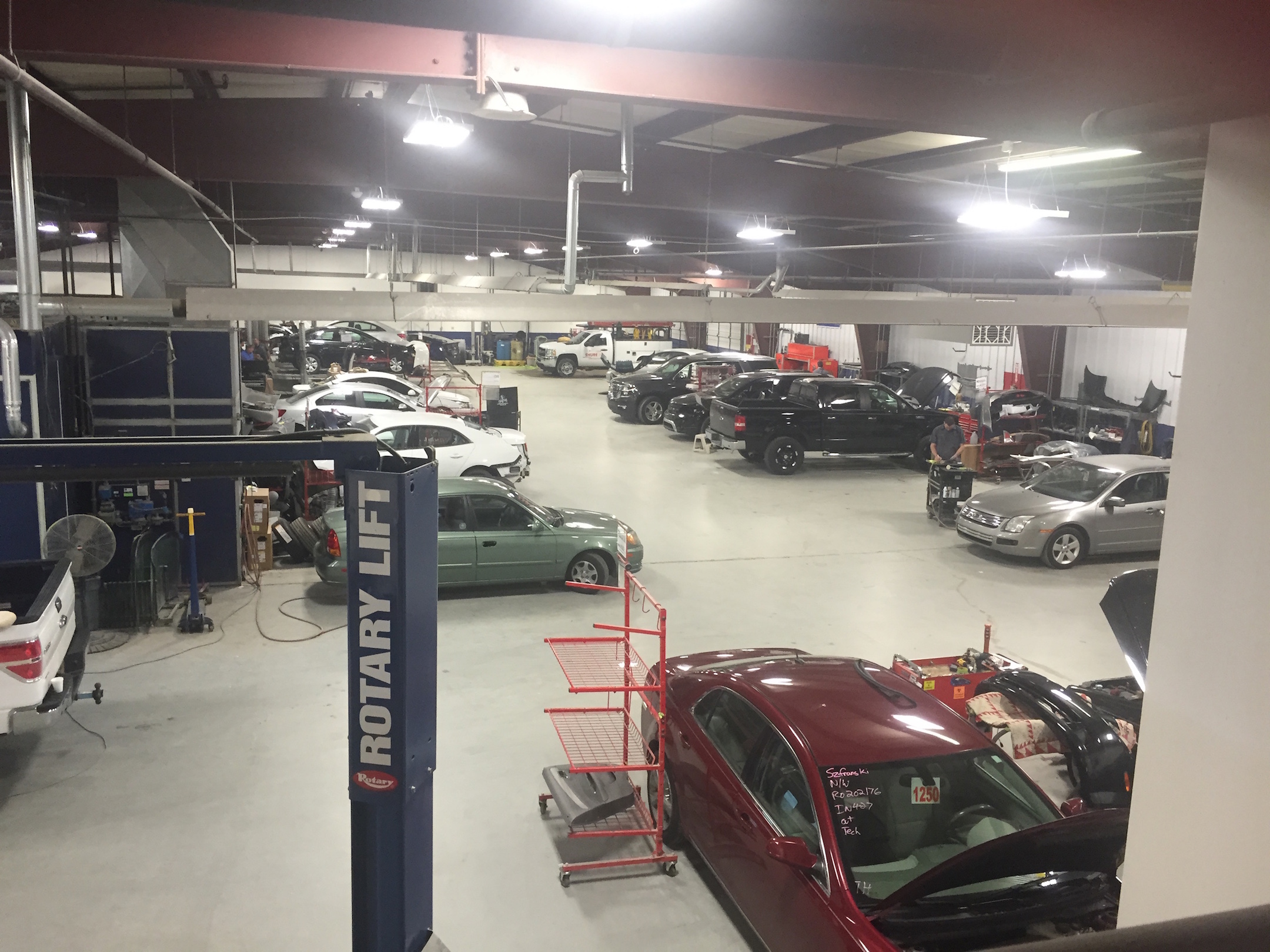Nucar Collision Center gallery 3