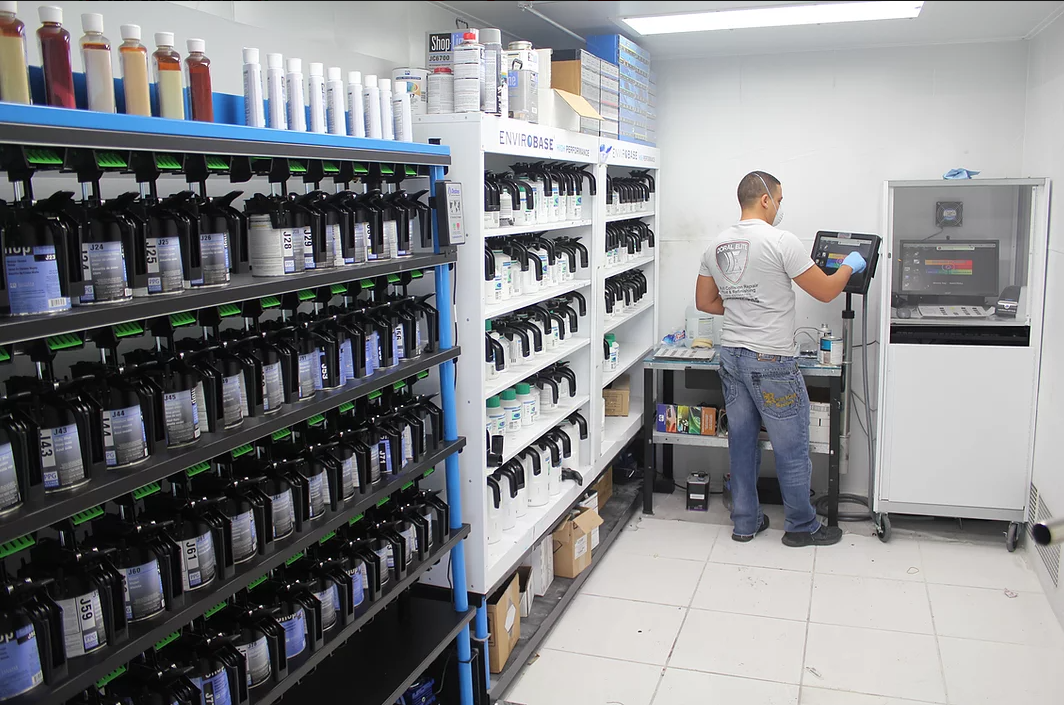 Doral Elite Collision Center gallery 4