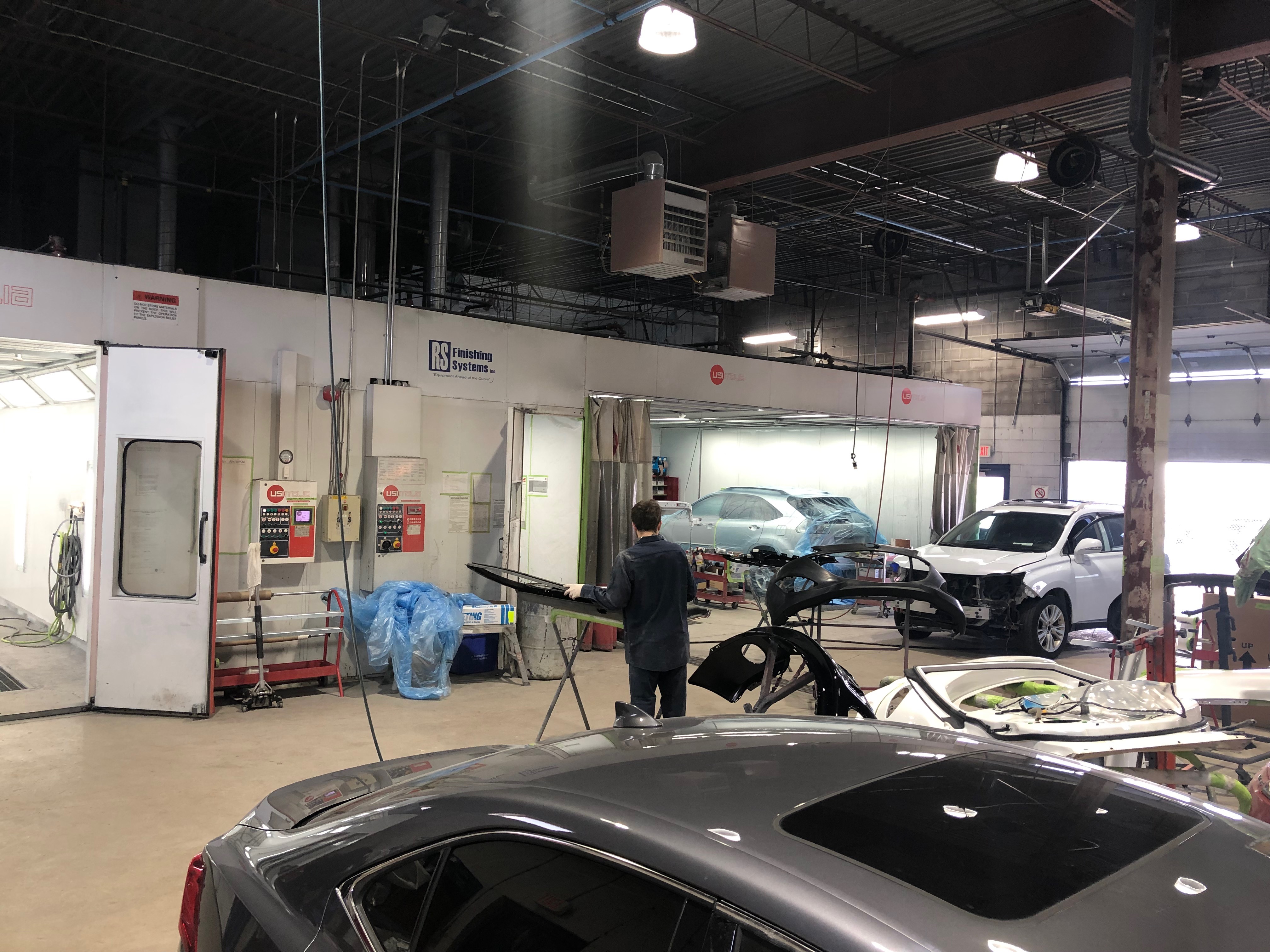 Complete Auto Body & Collision gallery 2
