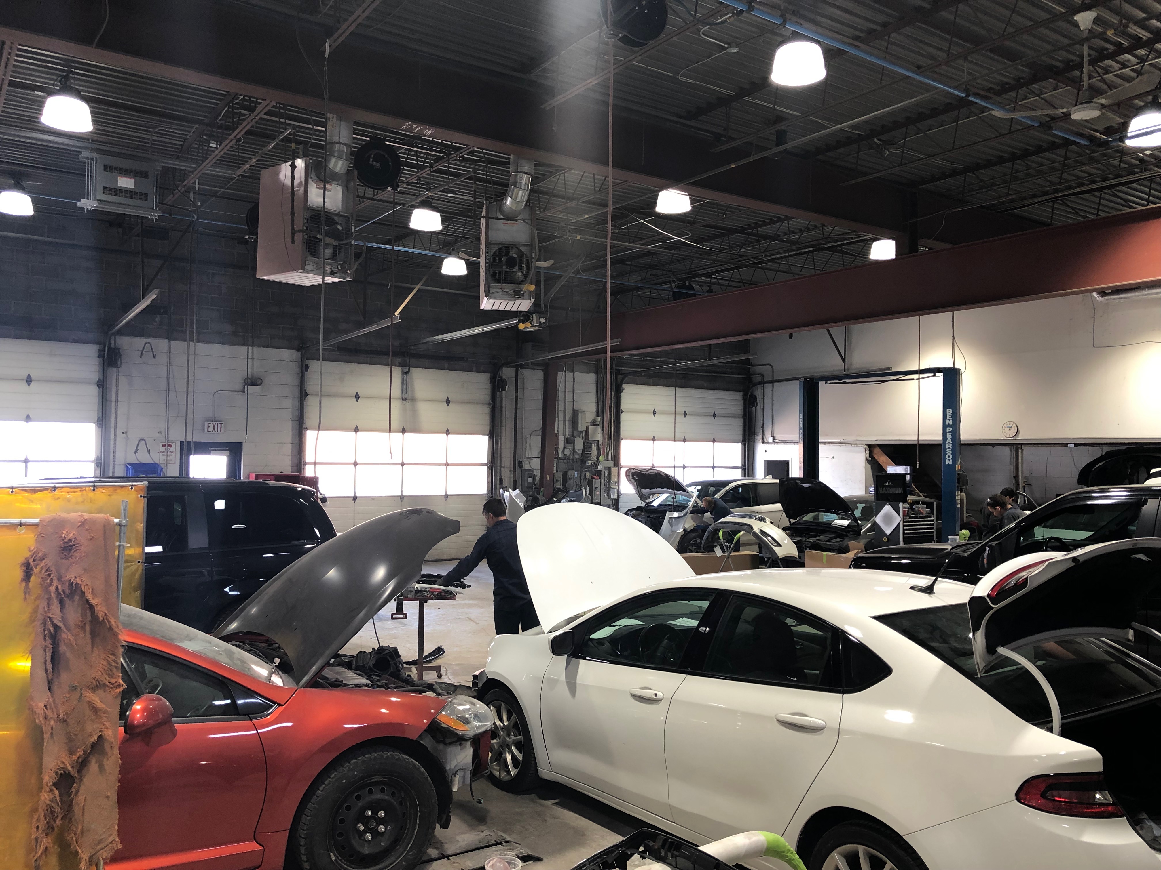 Complete Auto Body & Collision gallery 4