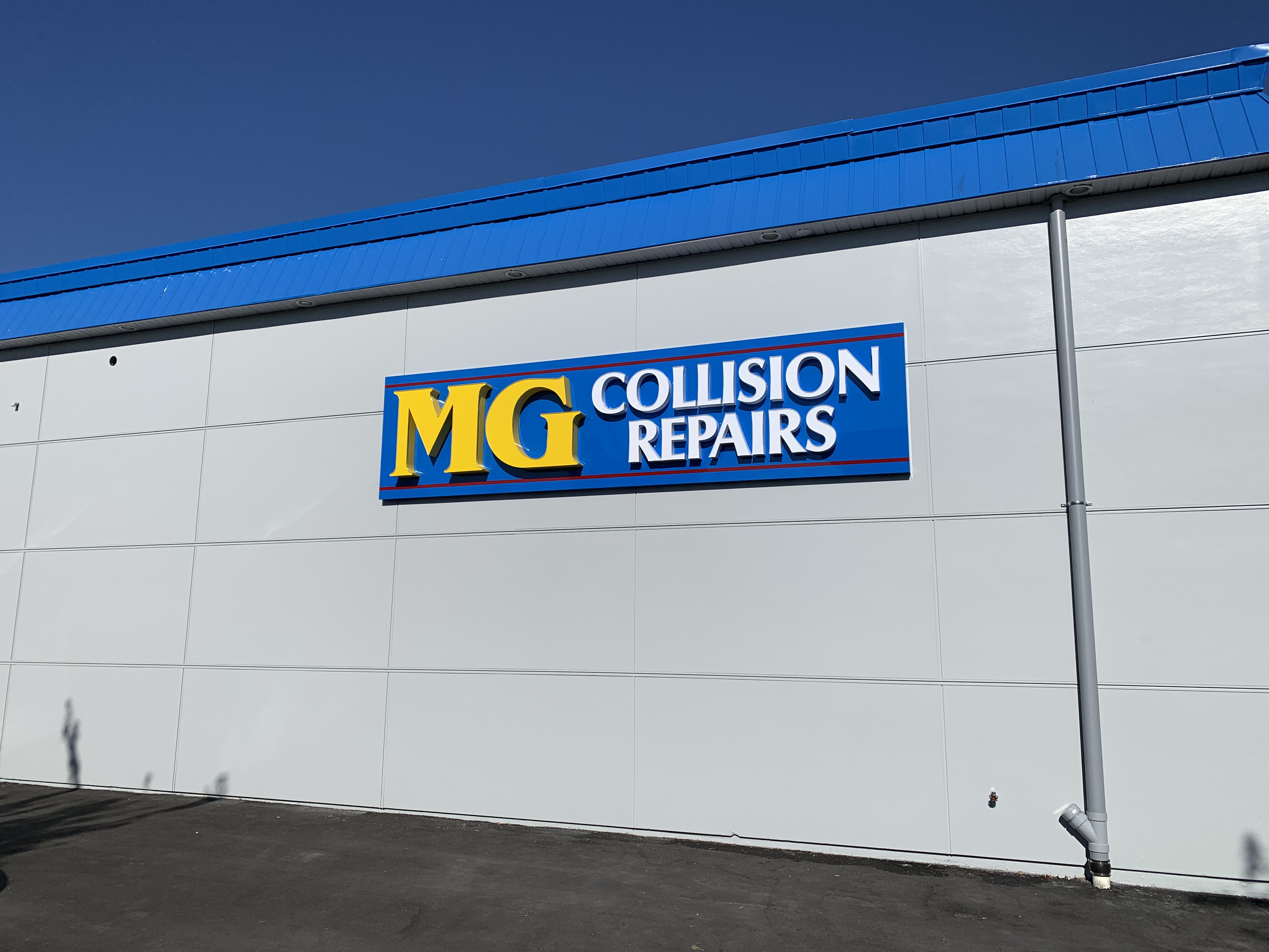 MG Collision Repairs Ltd gallery 7