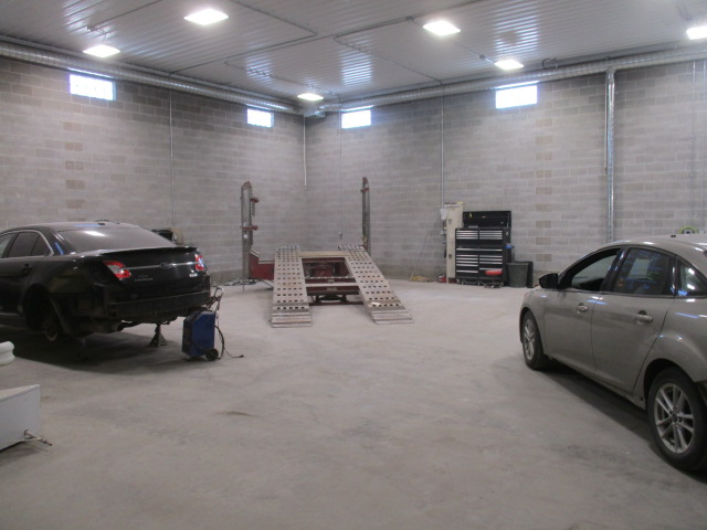 LB Beattie Autobody gallery 3