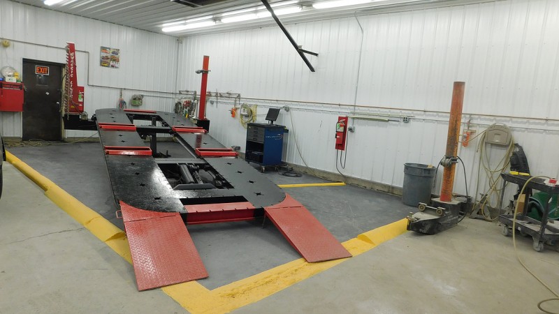 Jeff Wokutch Auto Body & Service Center Inc gallery 5