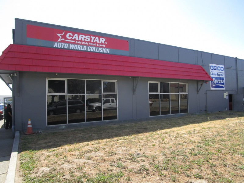 CARSTAR Auto World Collision