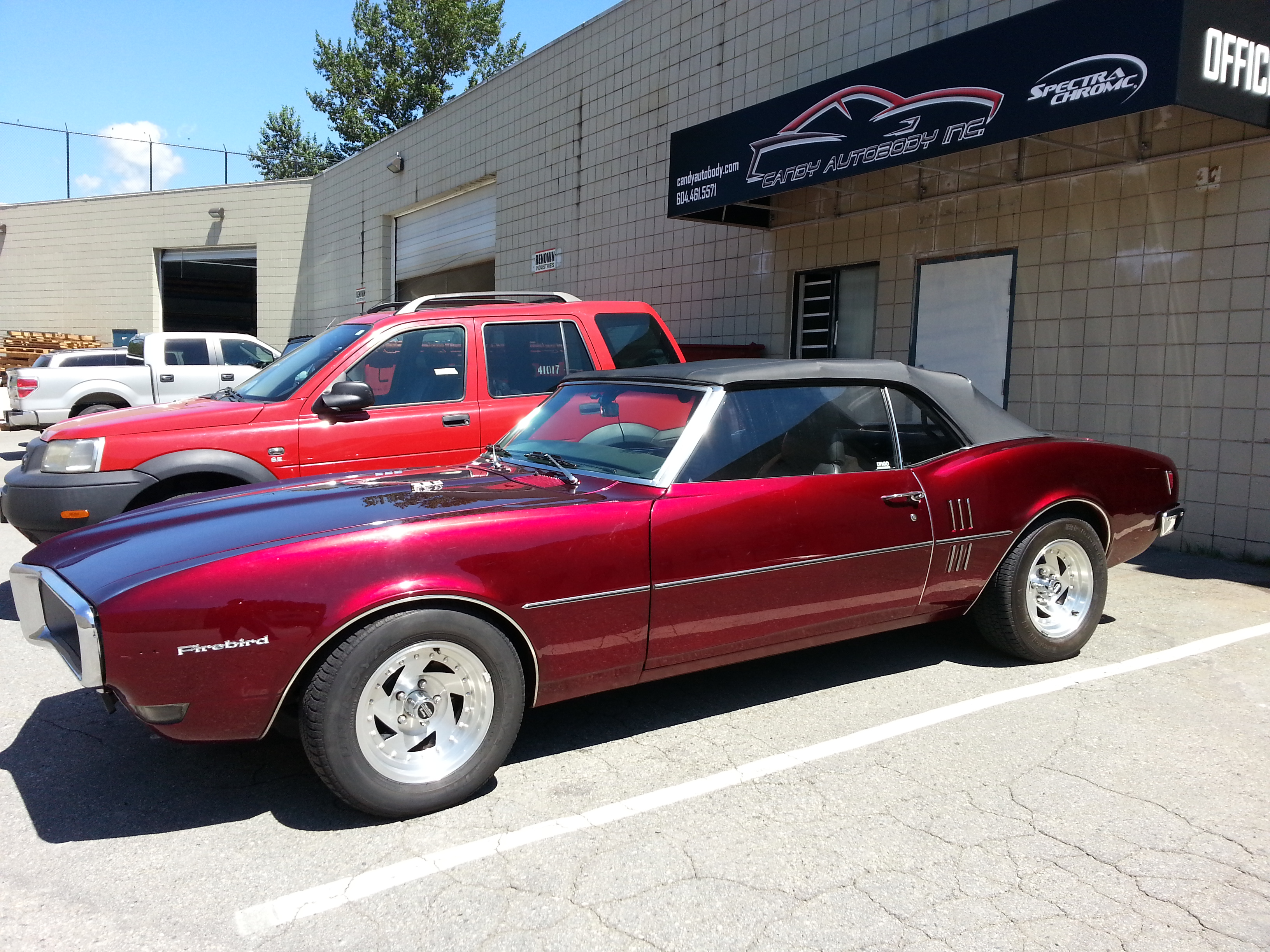 Candy Autobody Inc. gallery 1