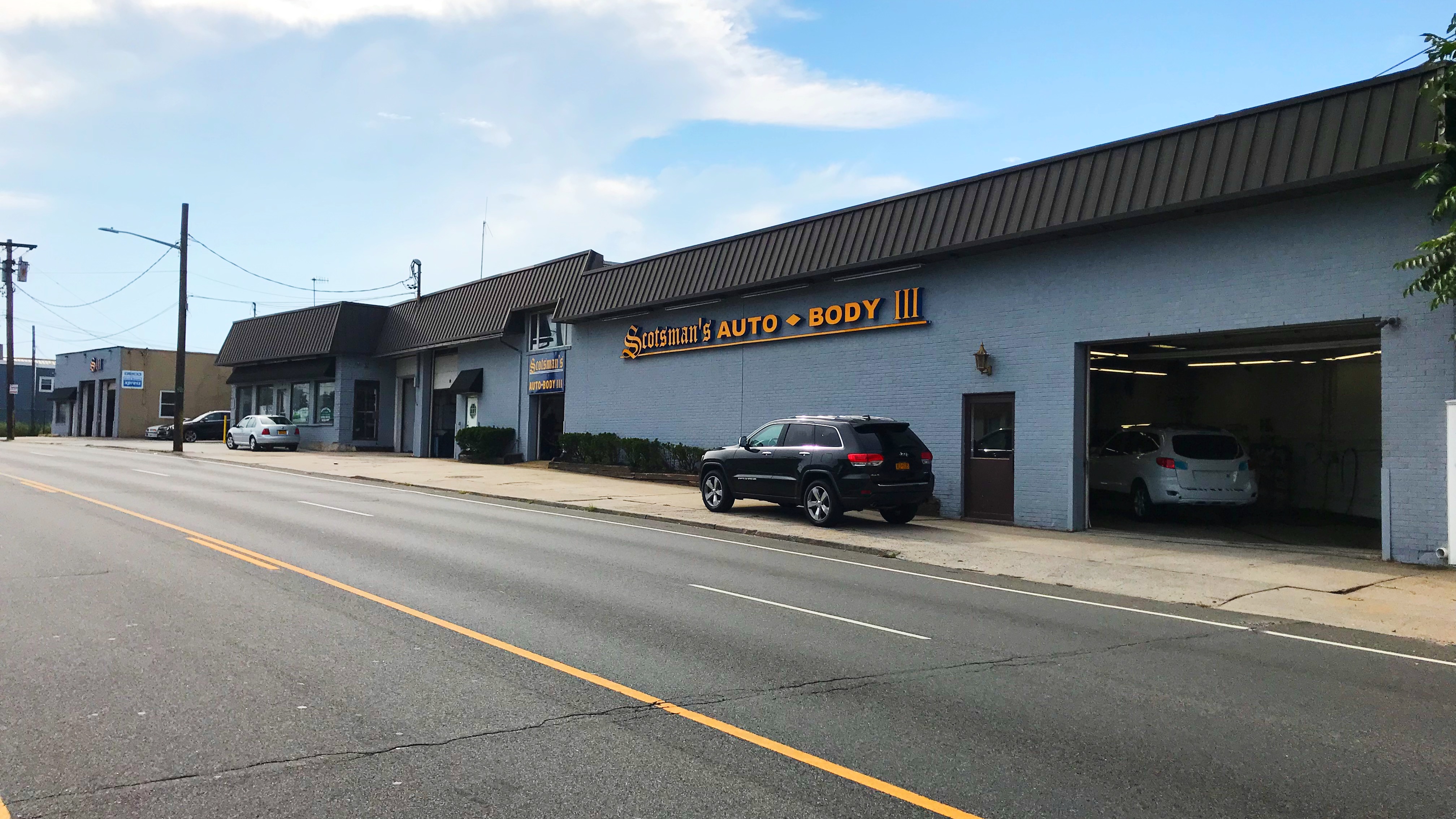 Scotsman's Auto Body III gallery 1