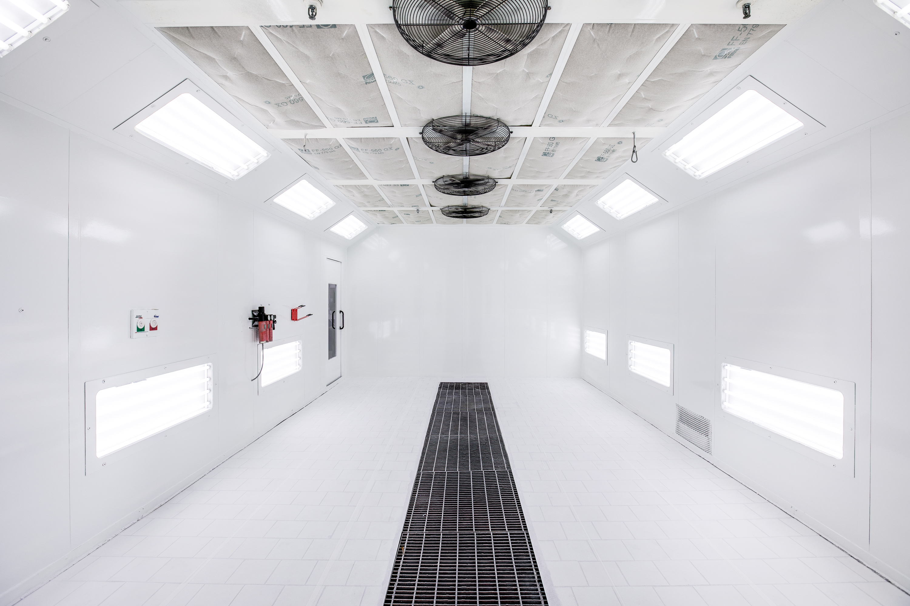 Exclusive Collision Centre gallery 6