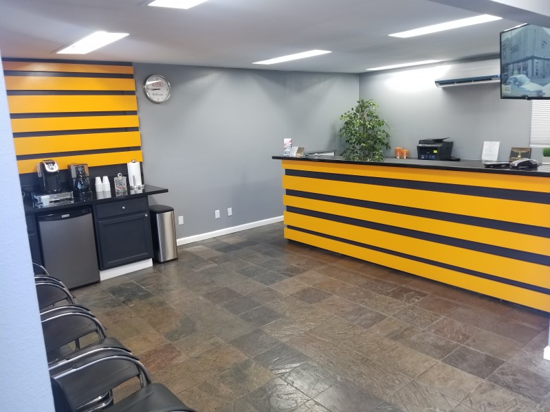 Premier Collision Center gallery 1