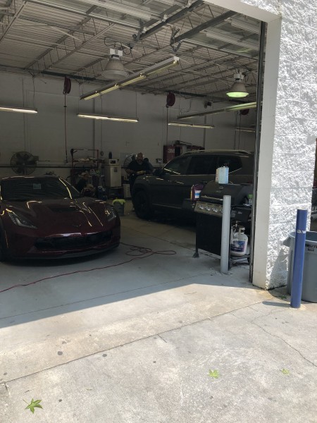 Jim Ellis Body Shop gallery 2