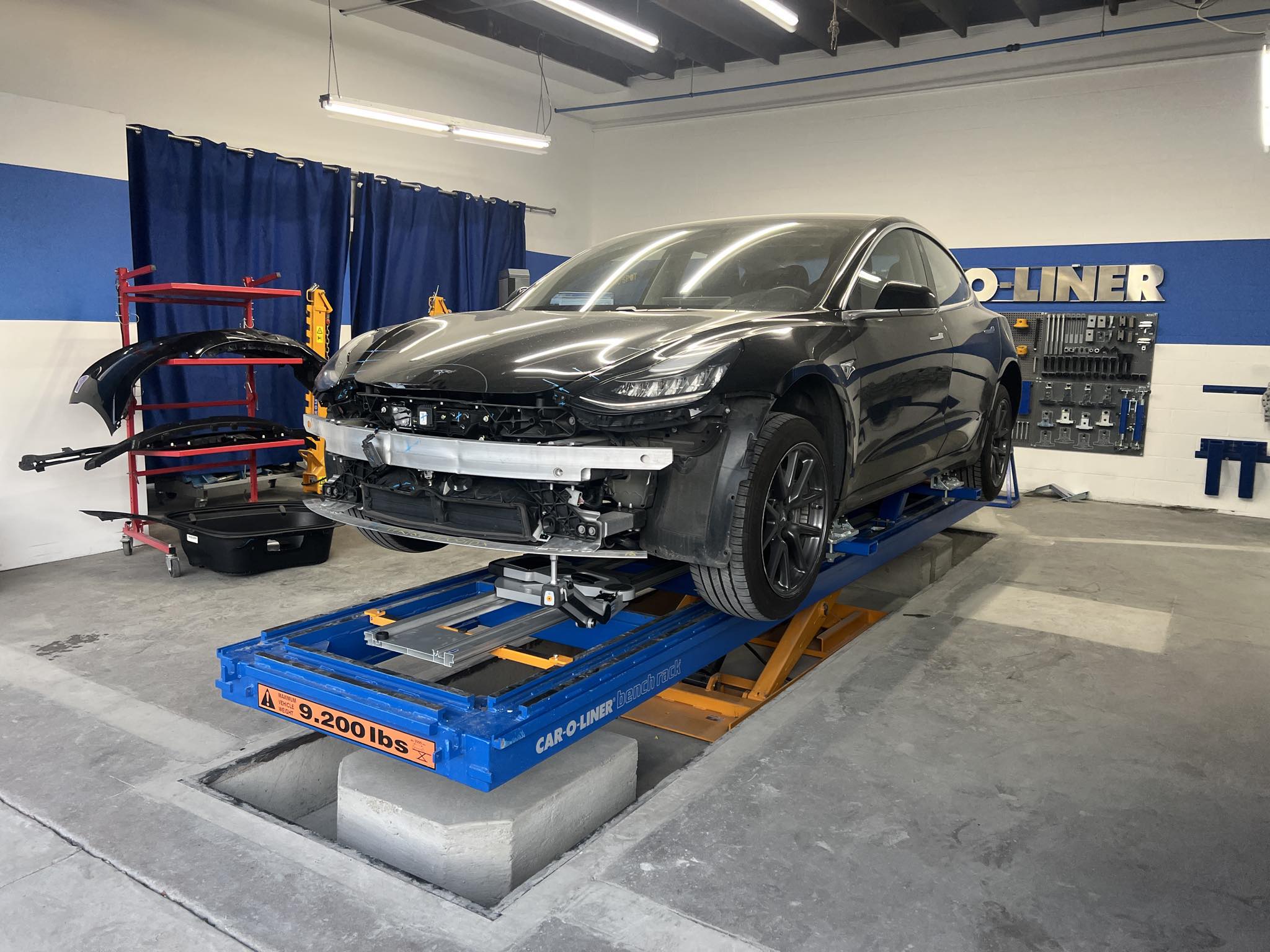 A & E Auto Body gallery 3