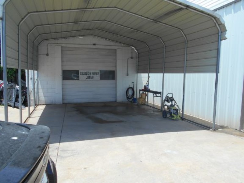 B&D's Threefold Collision Center LLC gallery 2