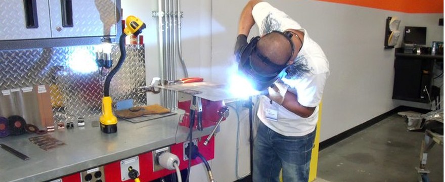Luxury Auto Body gallery 3