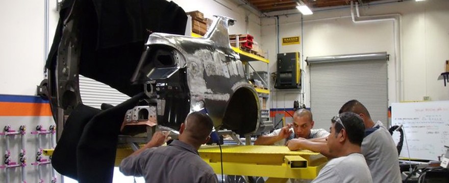 Luxury Auto Body gallery 5