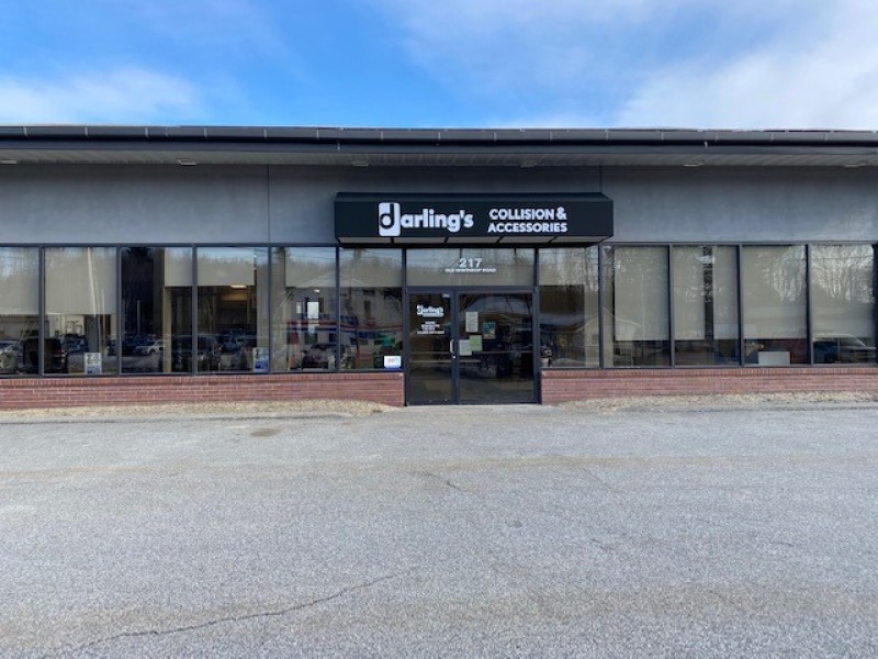 Darling's Collision Center gallery 1