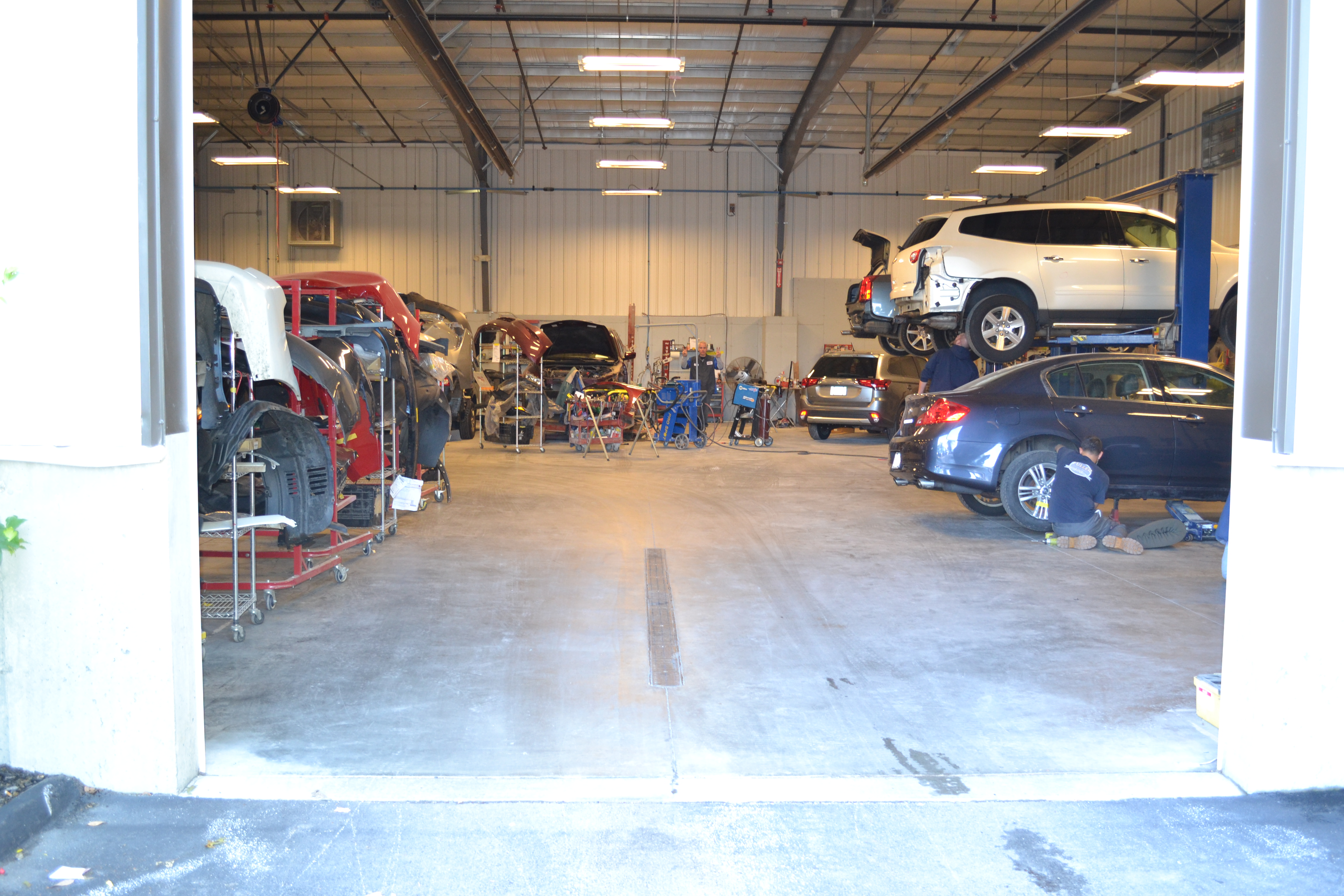 Fuller's Collision Center gallery 6