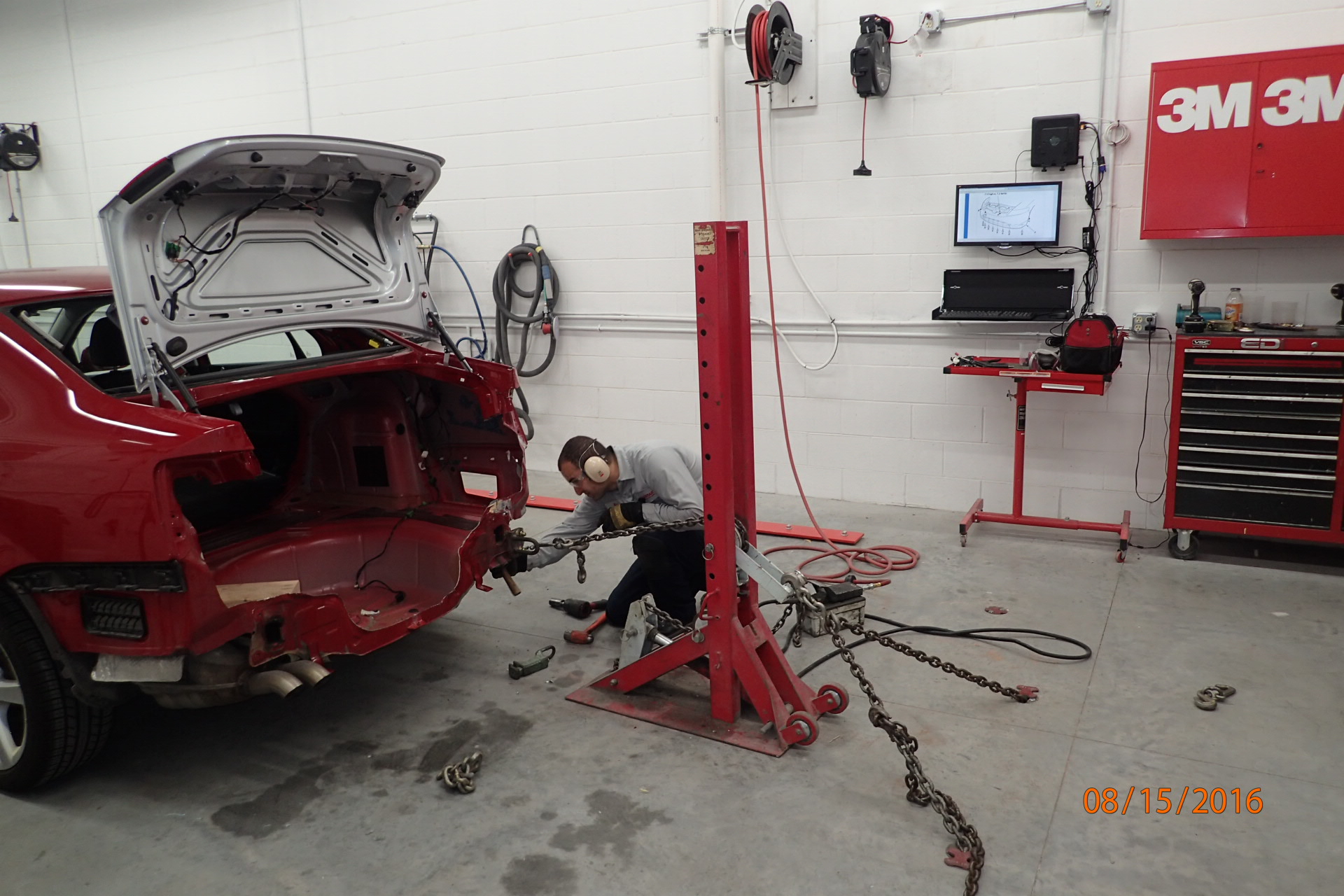 Greenfield Auto Body CARSTAR gallery 3