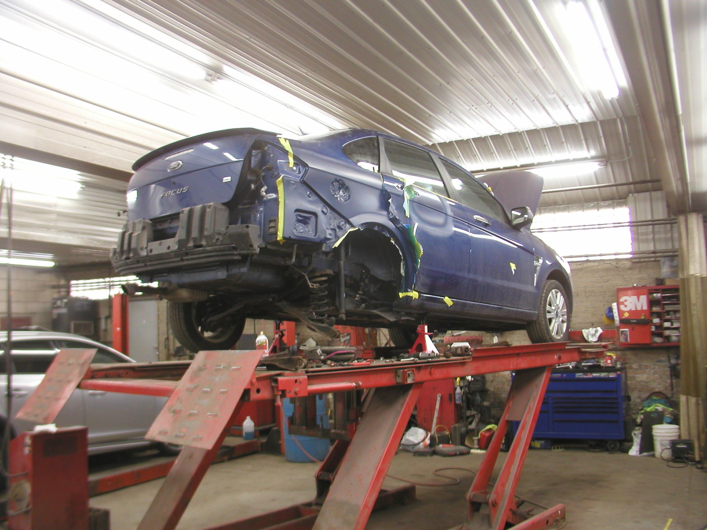 Keno Collision LLC gallery 6